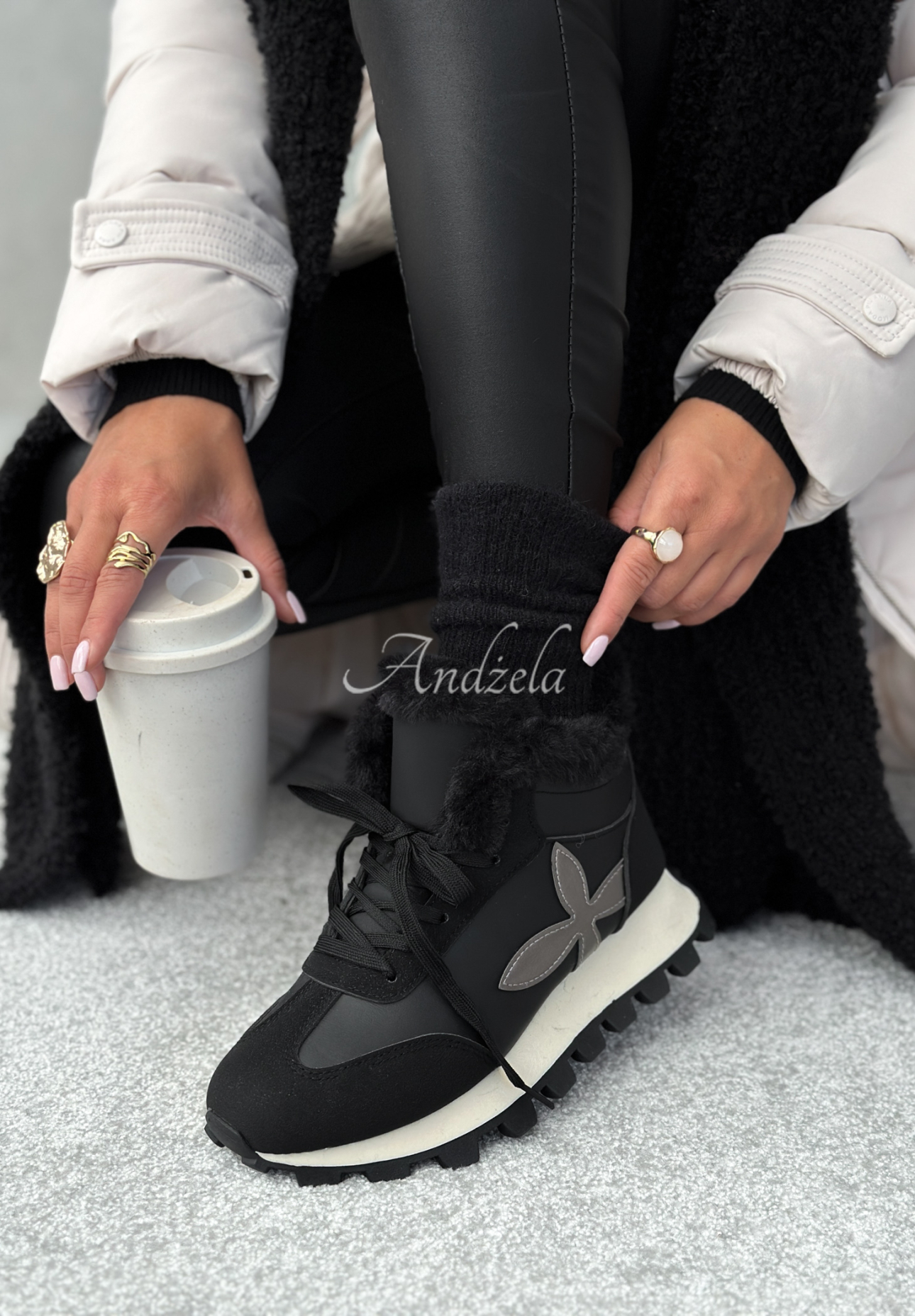 Sneakers mit Fell Getting Really Cold Schwarz