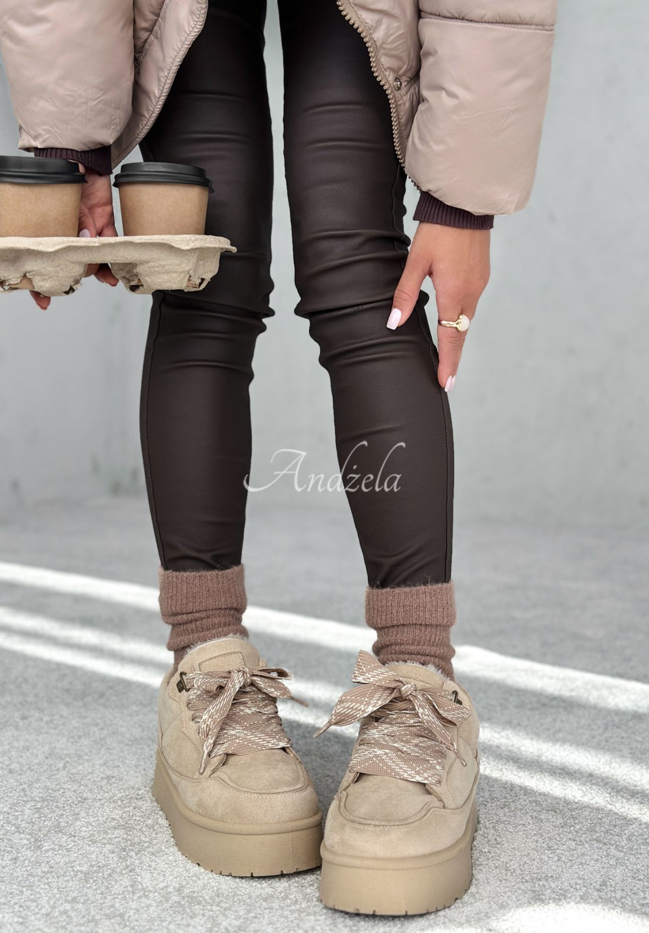 Wildleder Sneakers Comfy In The Cold Beige