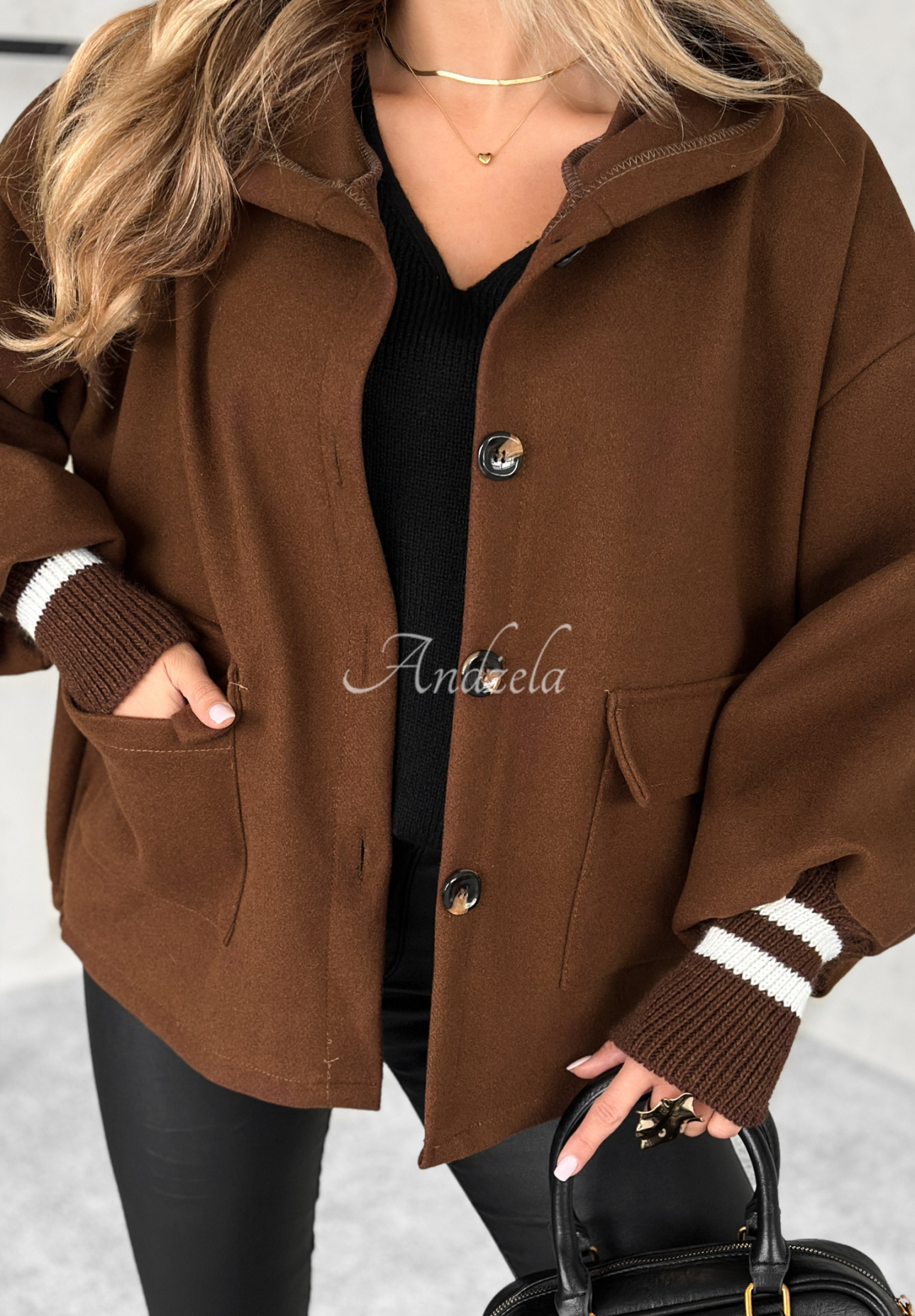 Kurze Jacke mit Kapuze Your New Number Schokoladenbraun