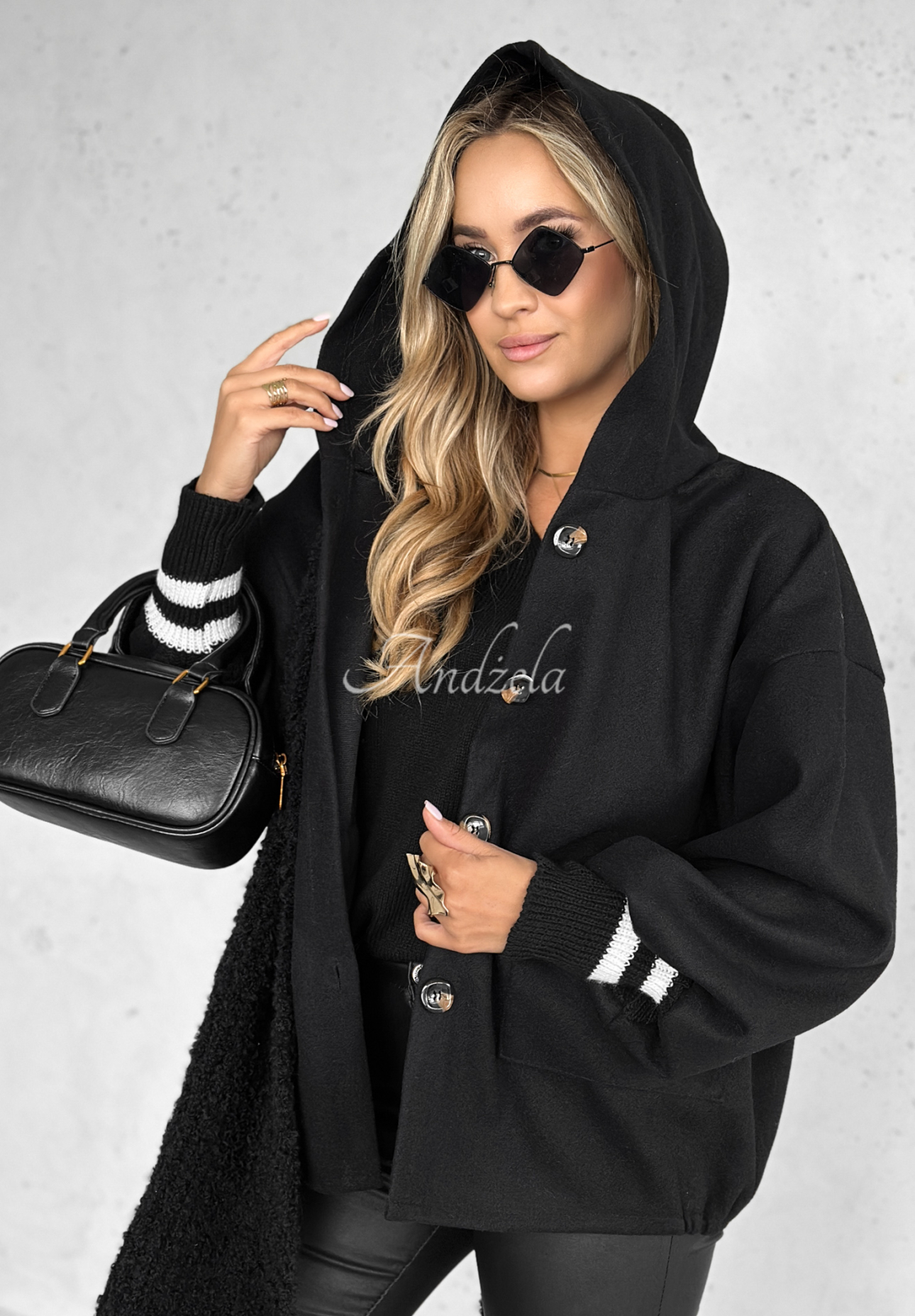 Kurze Jacke mit Kapuze Your New Number Schwarz