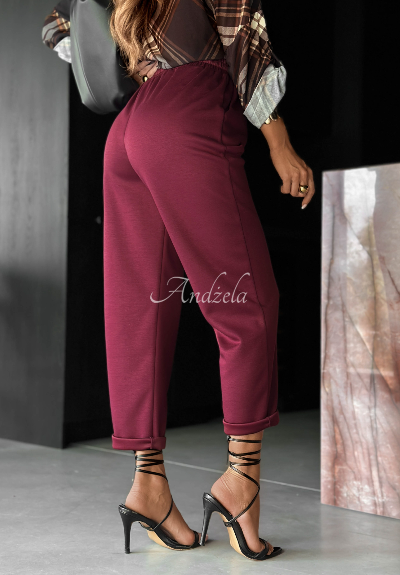 Stoffhose mit Viskose Chosen Silence Burgund