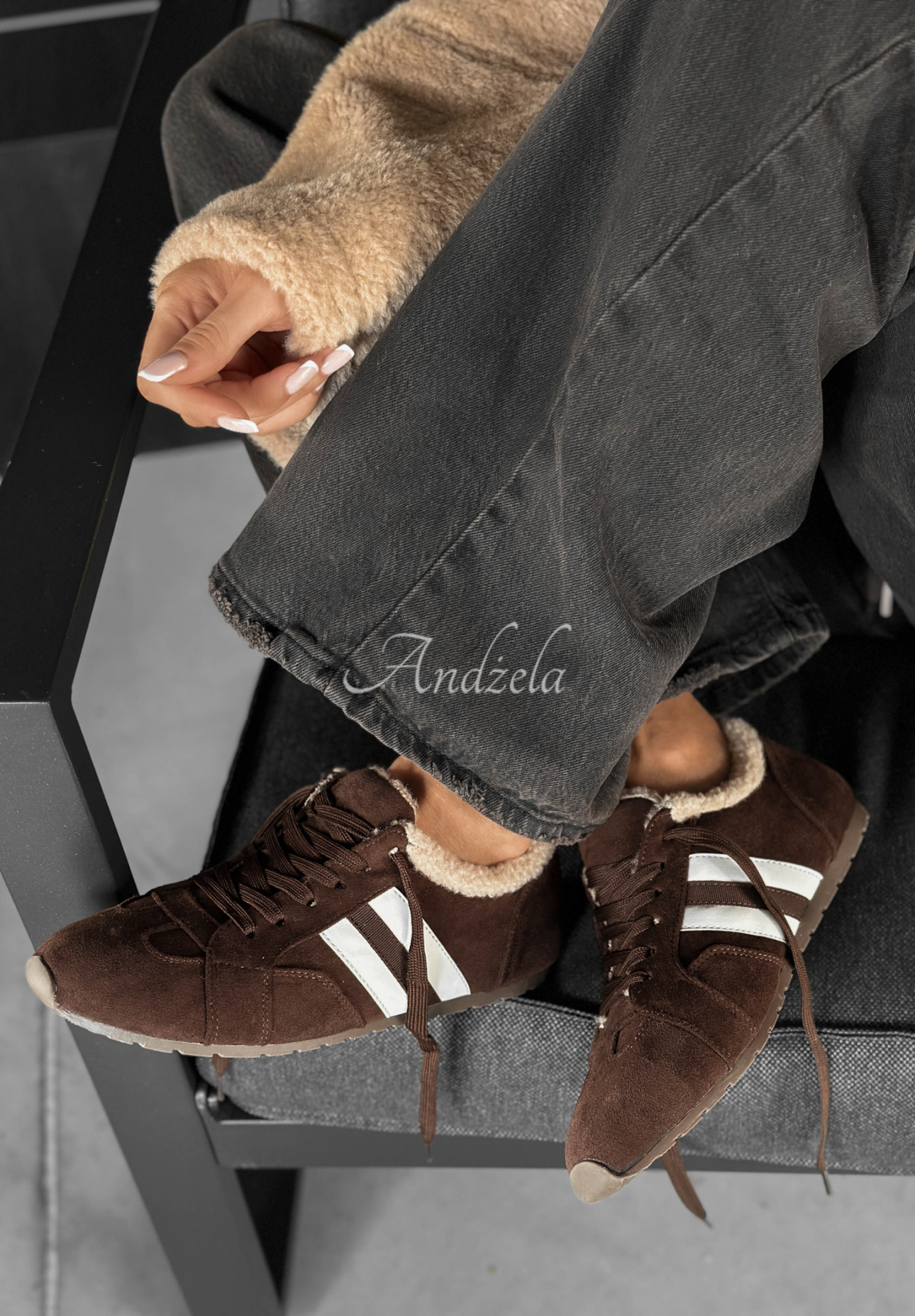 Sneakers mit Fell Deer Creek Schokoladenbraun