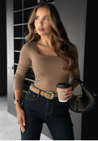 Bluzka z kwadratowym dekoltem Just Checking mokka