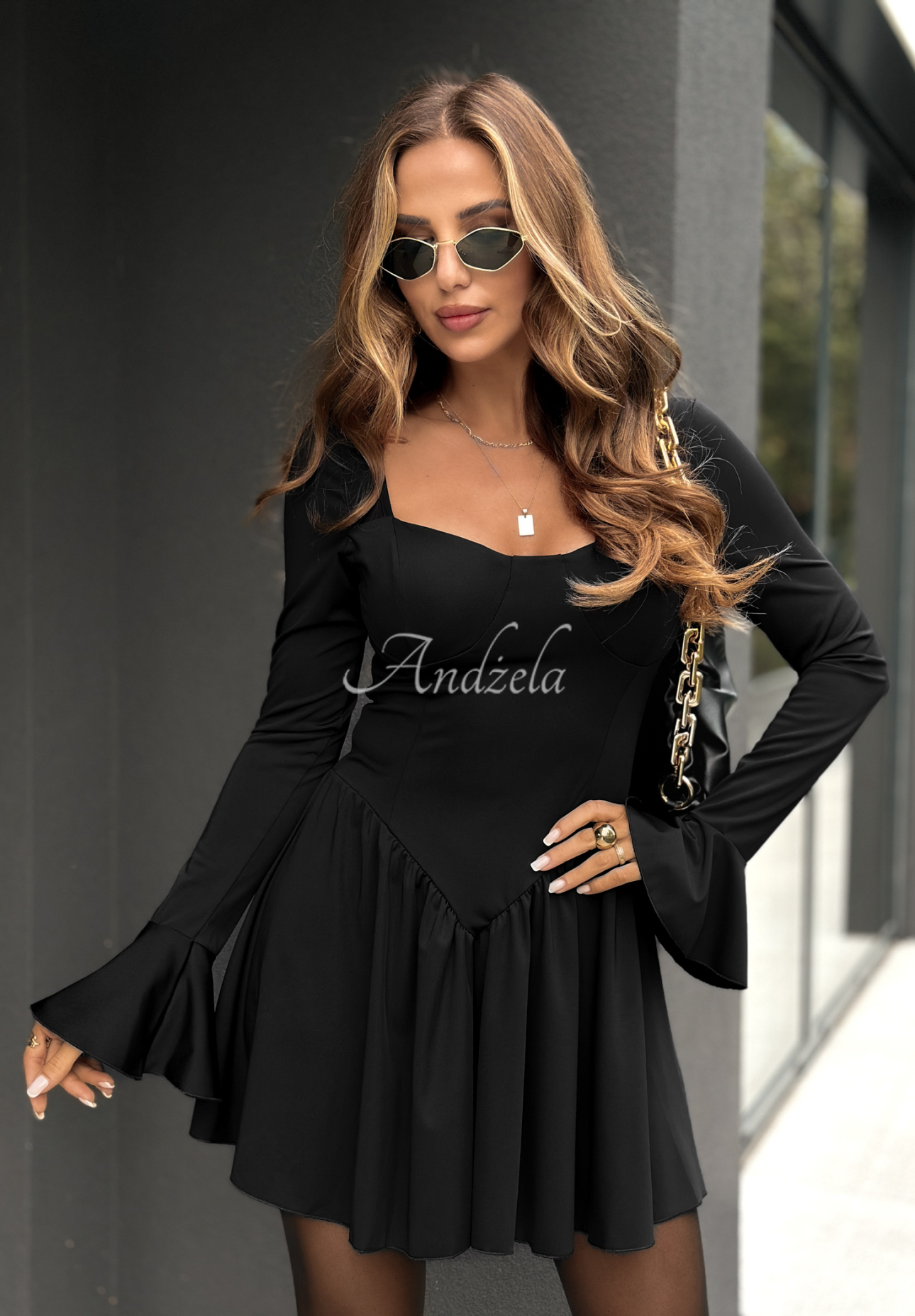 Ausgestelltes Minikleid Flirting With Life Schwarz