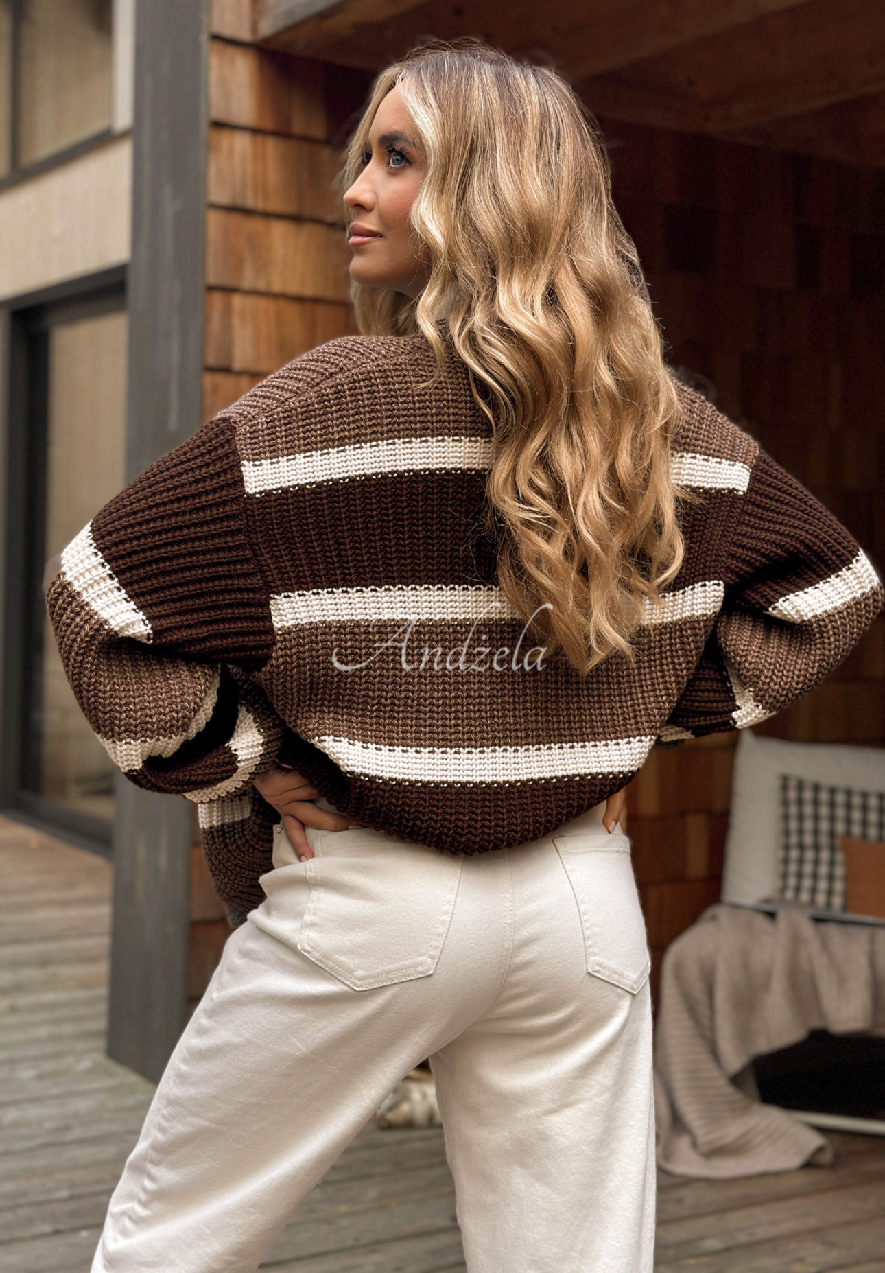 Kurzer gestreifter Cardigan Moments Like This Beige-Schokoladenbraun
