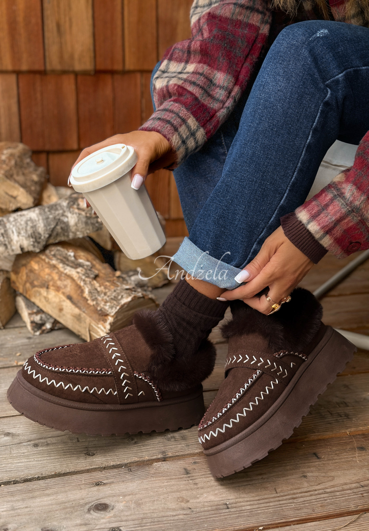 Wildlederstiefeletten mit Fell Walking On Leaves Schokoladenbraun