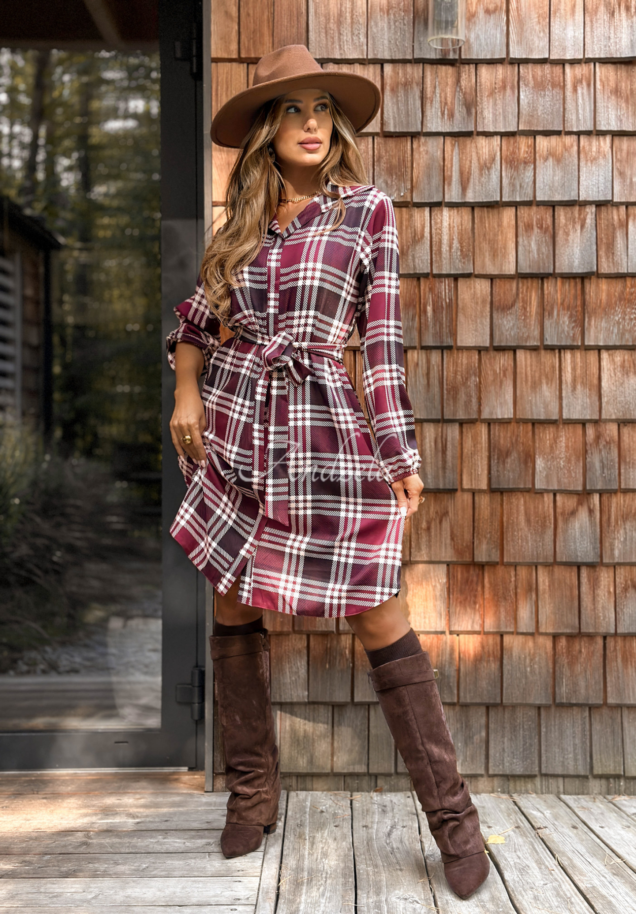 Kariertes Kleid mit Bindung Still Not Sorry Burgunderrot