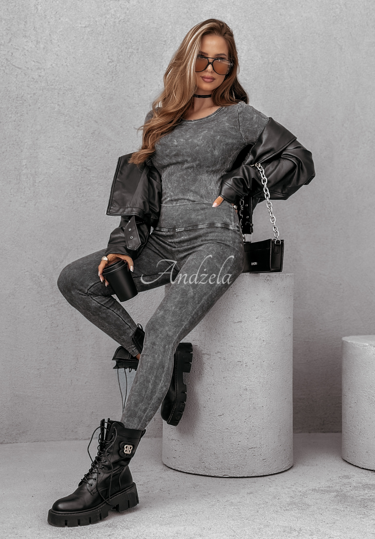 Gerippte Leggings Be A Voice Graphit