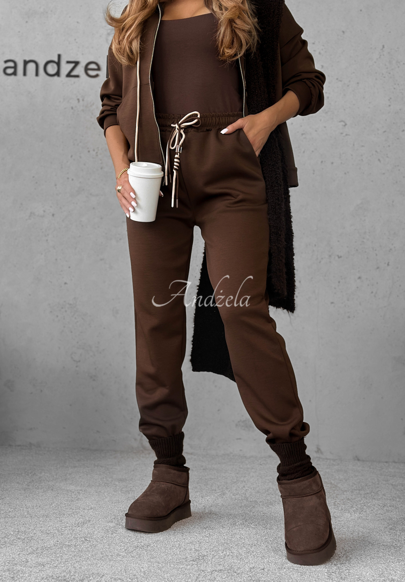 Trainingsanzug-Set aus Viskose-Sweatshirt und Hose Just Saw You Beige
