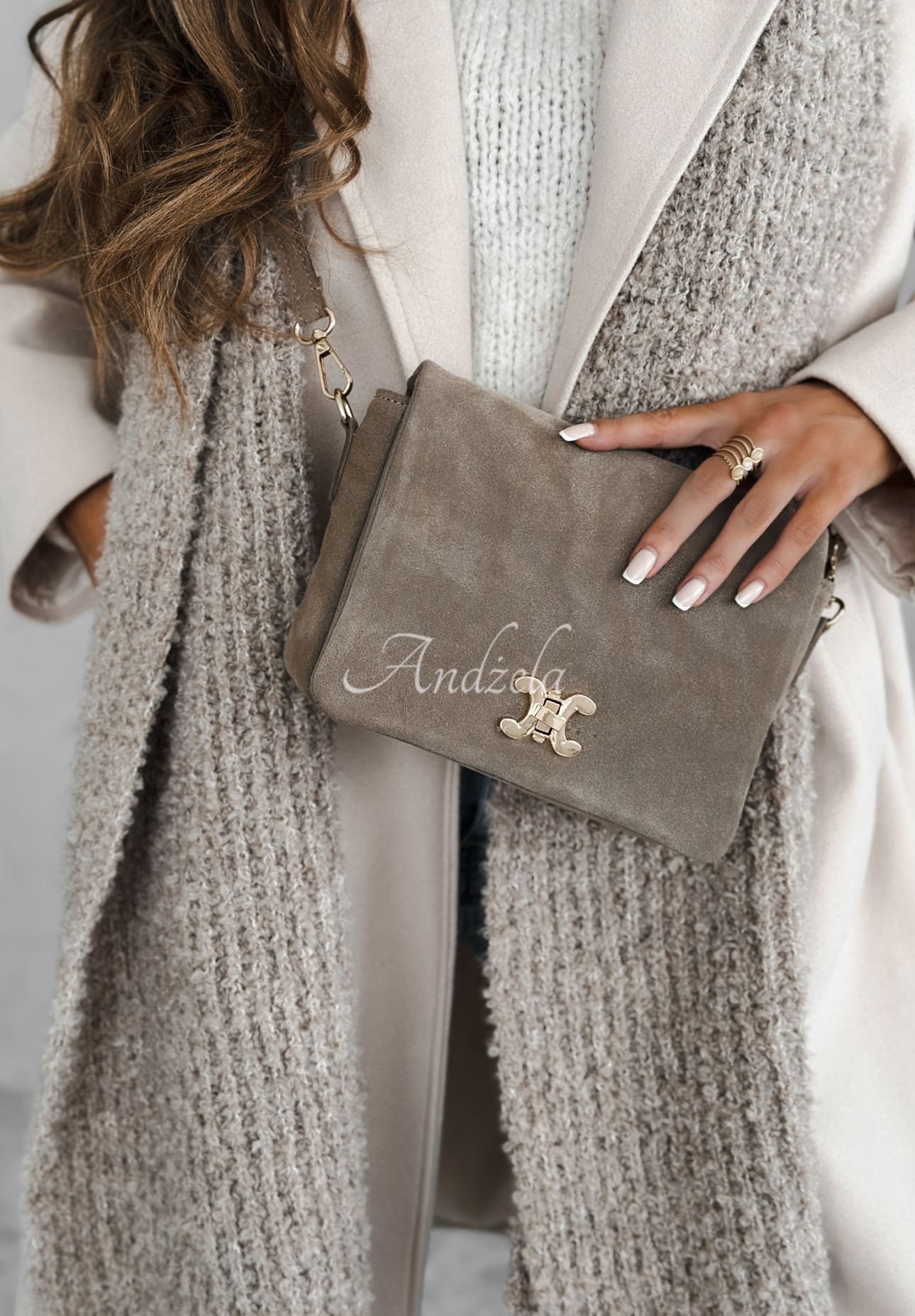 Wildlederhandtasche In My Closet Mokkafarben