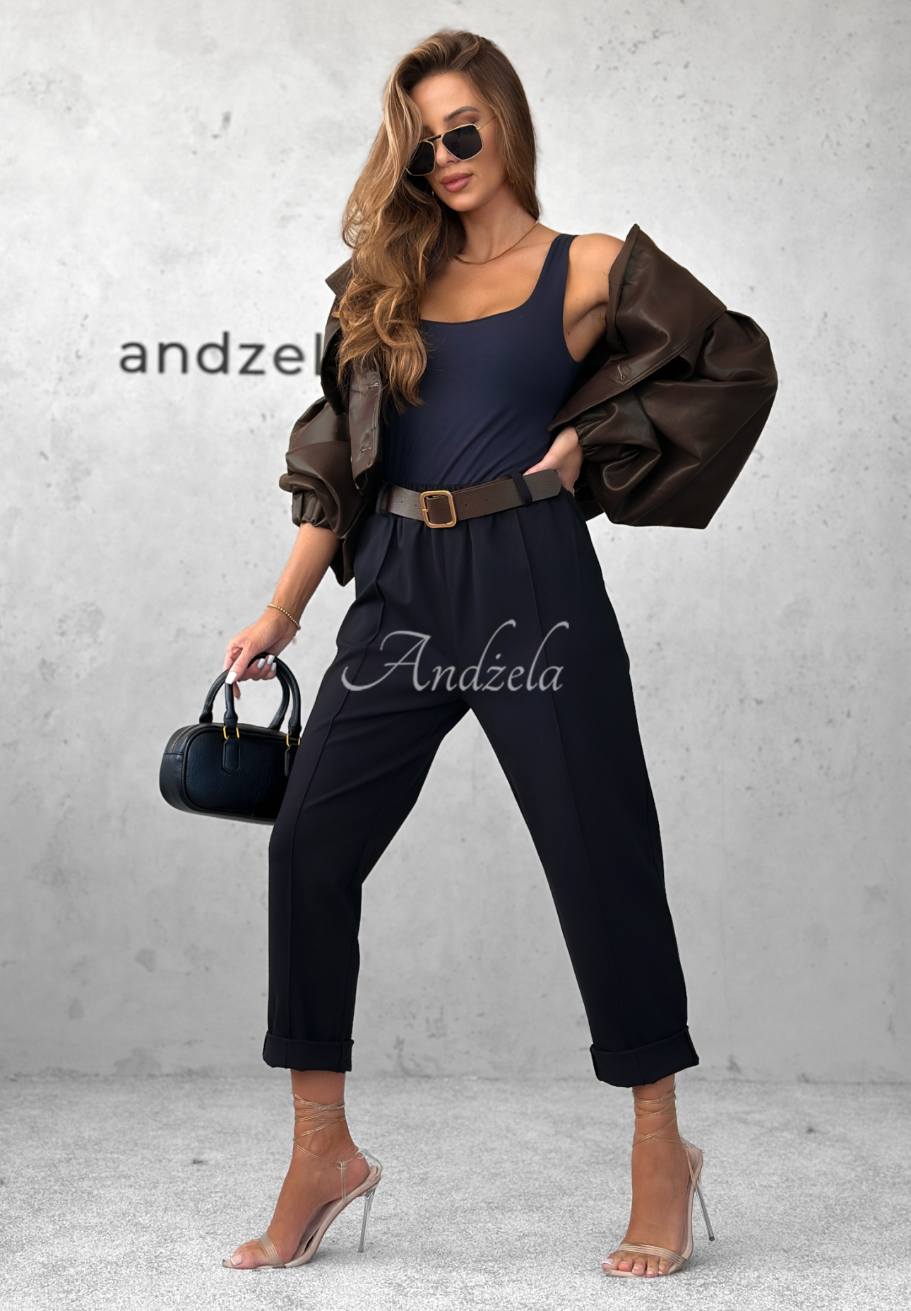 Hose mit Gürtel aus Viskose Can’t Unsee Dunkelblau