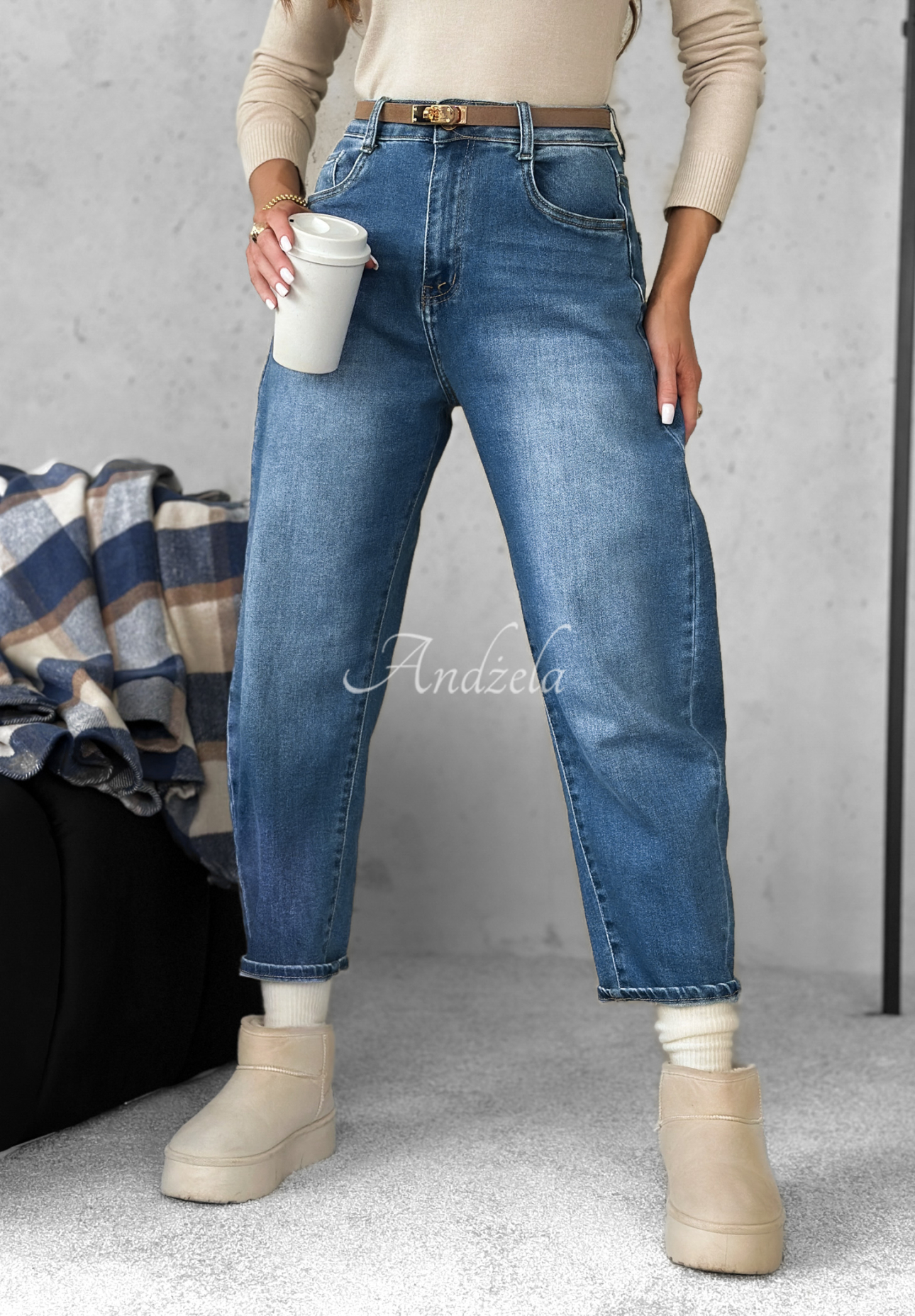 Balloon Jeans Still Feel It Blau