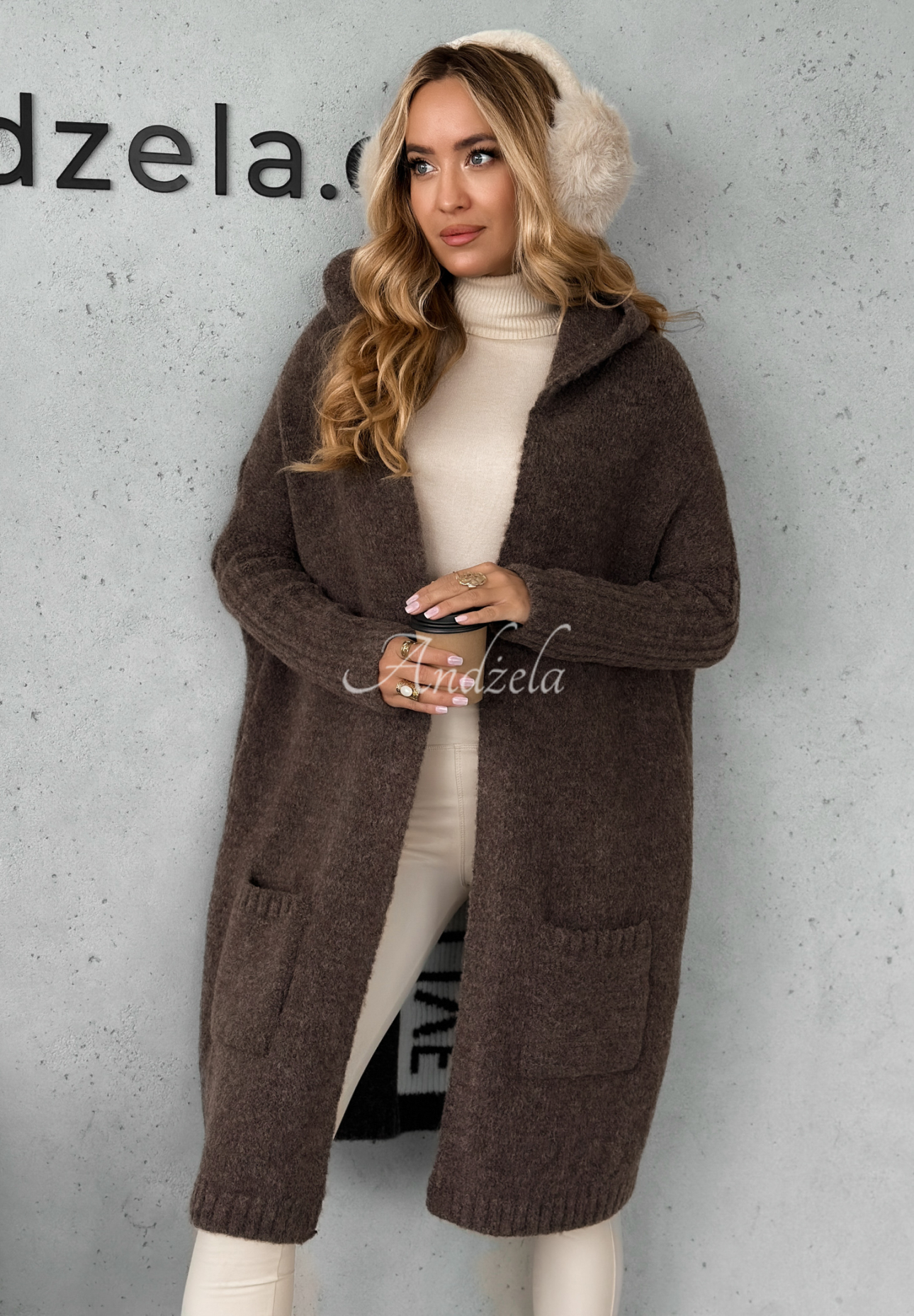 Lange Oversize-Strickjacke mit Kapuze Simply Live Schokoladenbraun