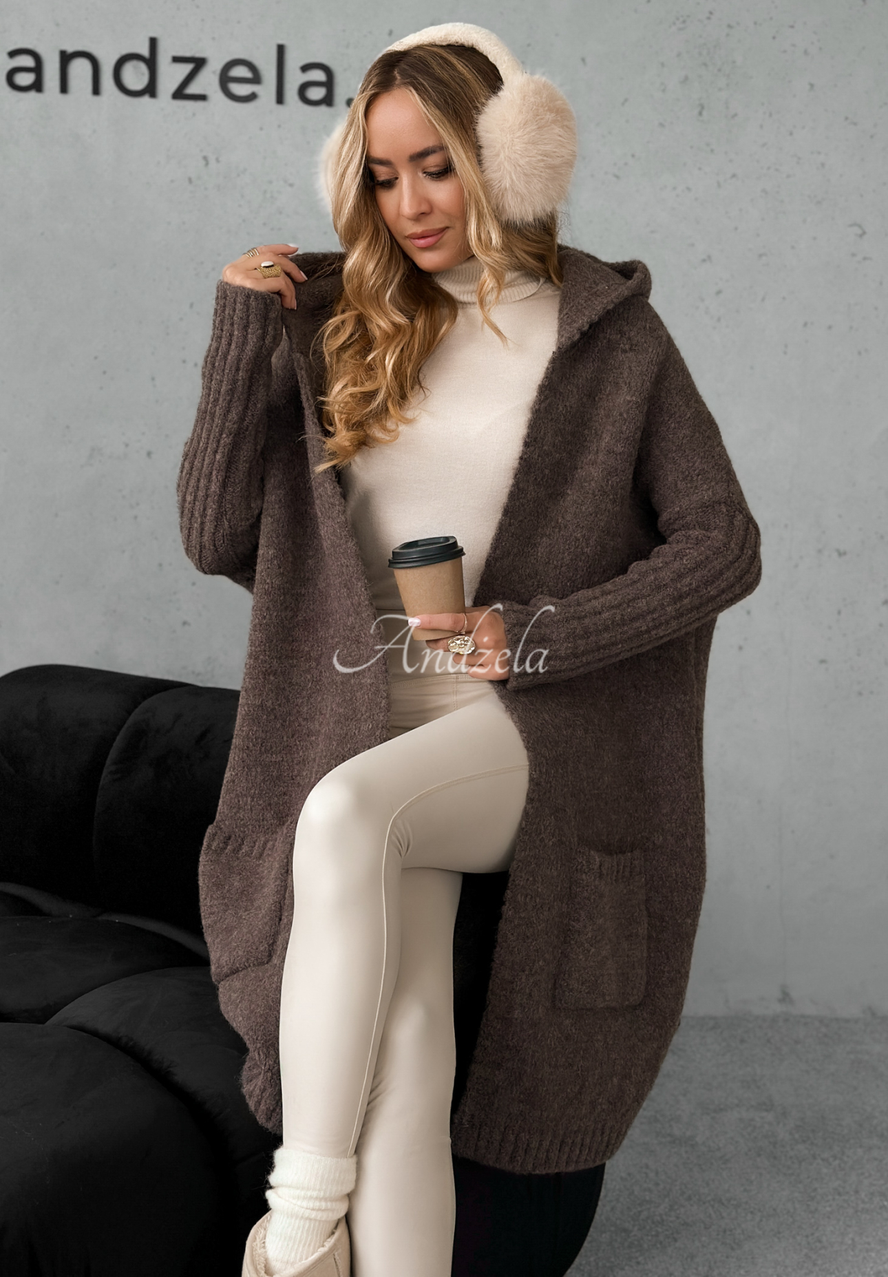 Lange Oversize-Strickjacke mit Kapuze Simply Live Schokoladenbraun