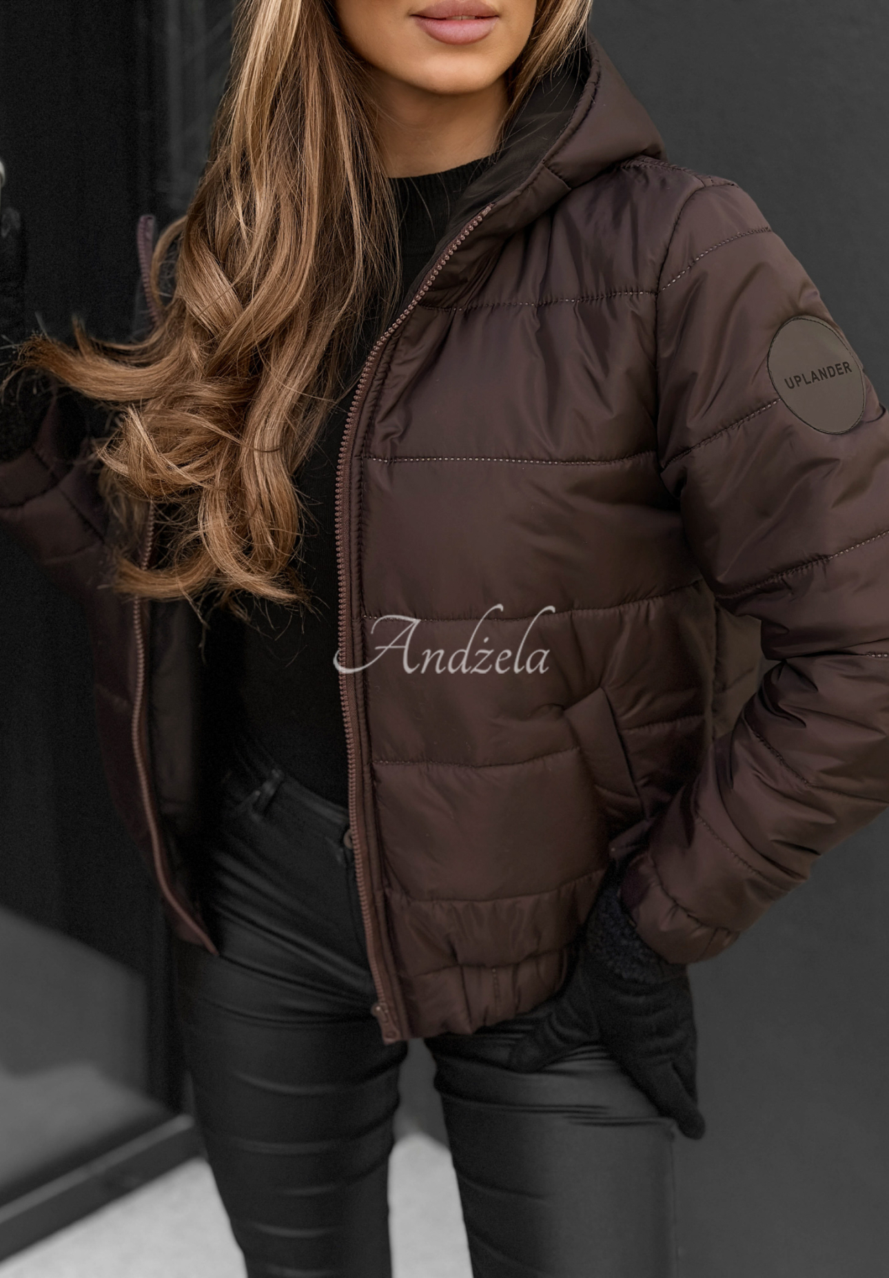 Gesteppte Bomberjacke mit Kapuze Just to Know Schokoladenbraun
