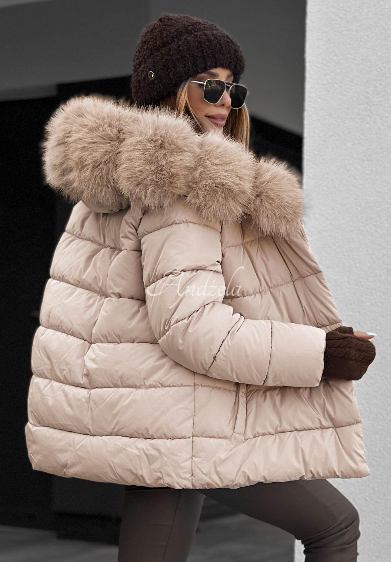 Steppjacke mit Fell und Gürtel Coldest Moments Beige