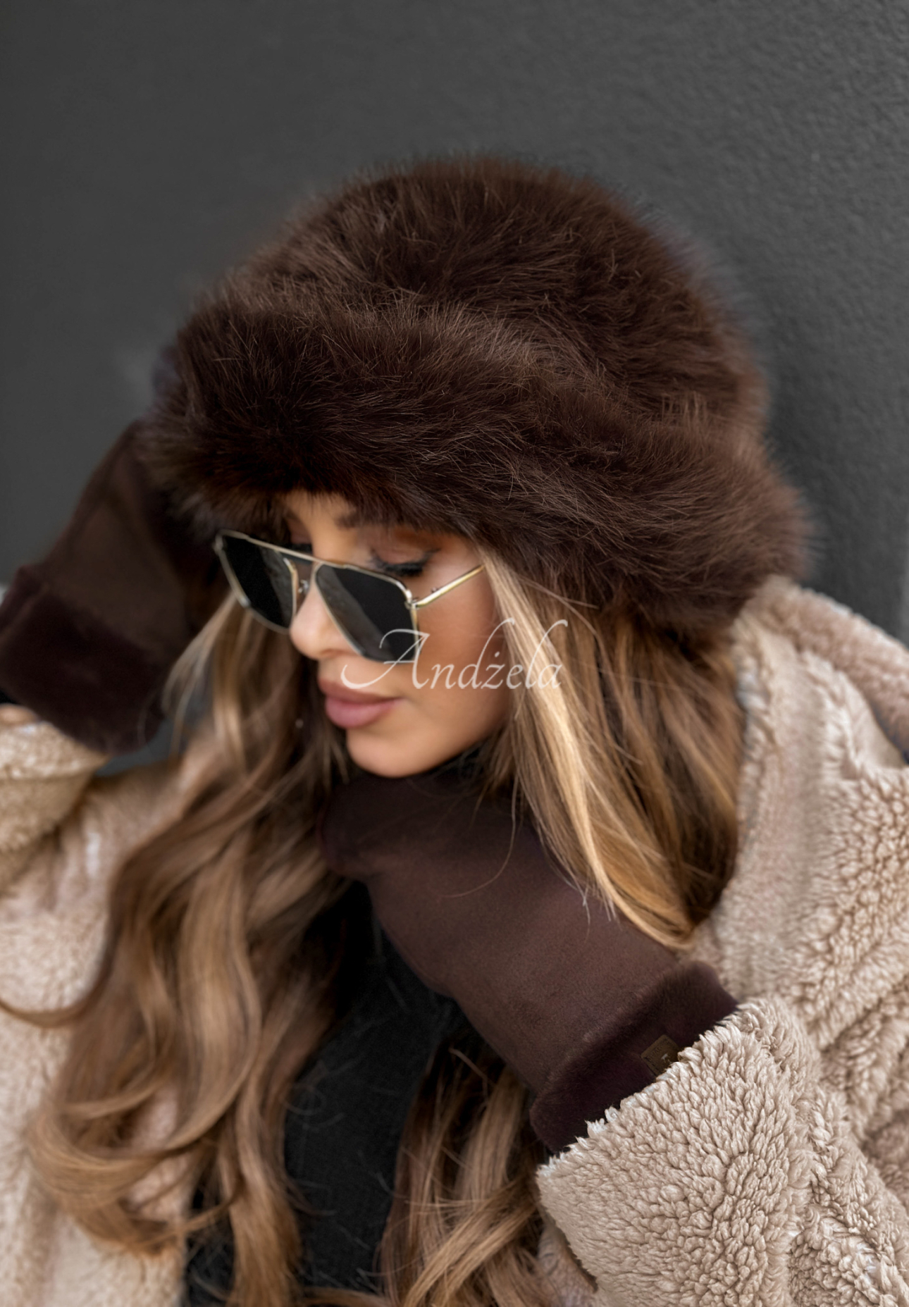Bucket Hat mit Fell Winter Cuddles Schokoladenbraun