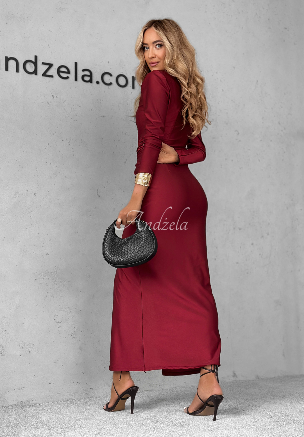 Figurbetontes Kleid mit Schlitz Dance Of Dreams Burgunderrot