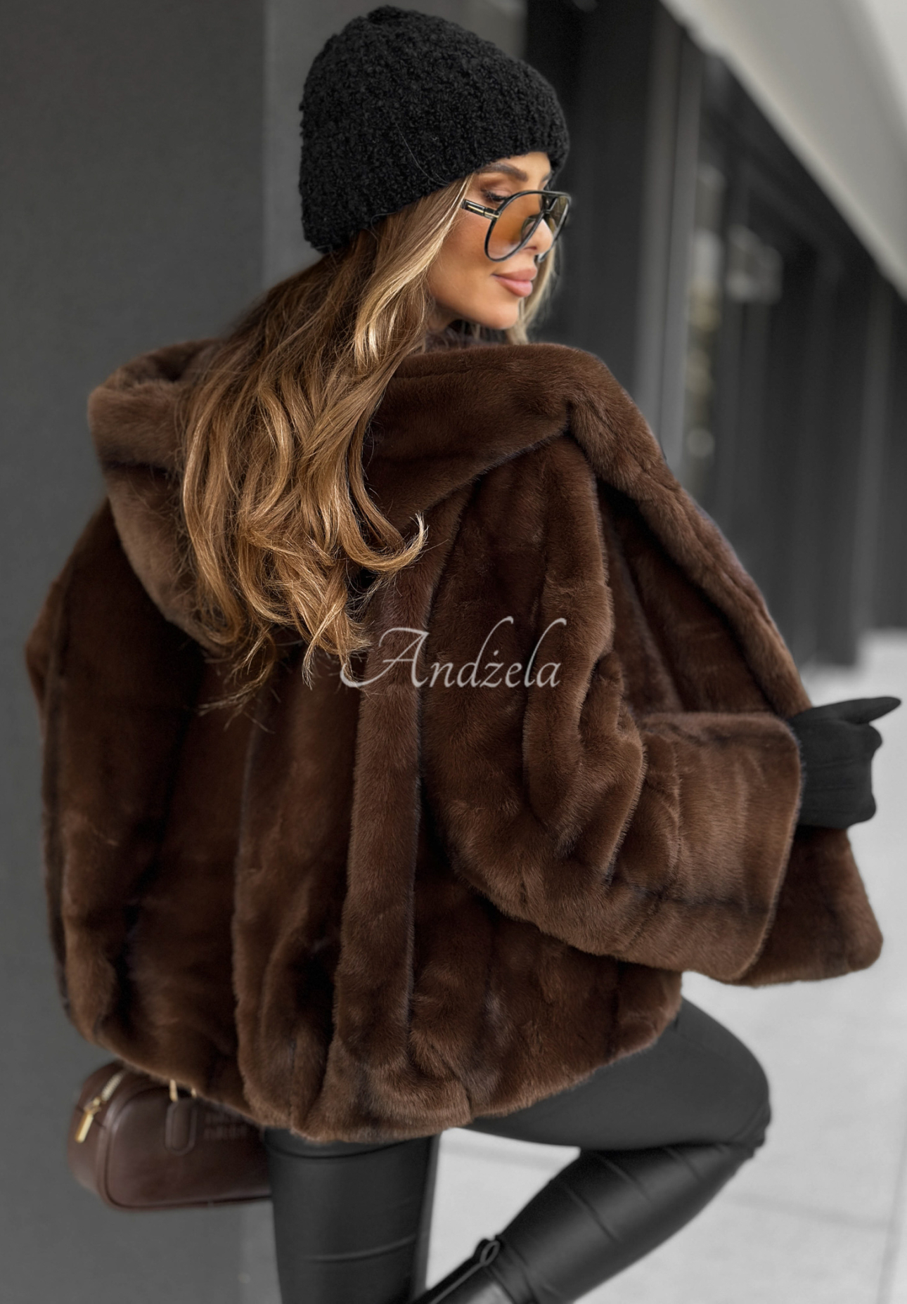 Kurze Pelzjacke What I Said Schokoladenbraun