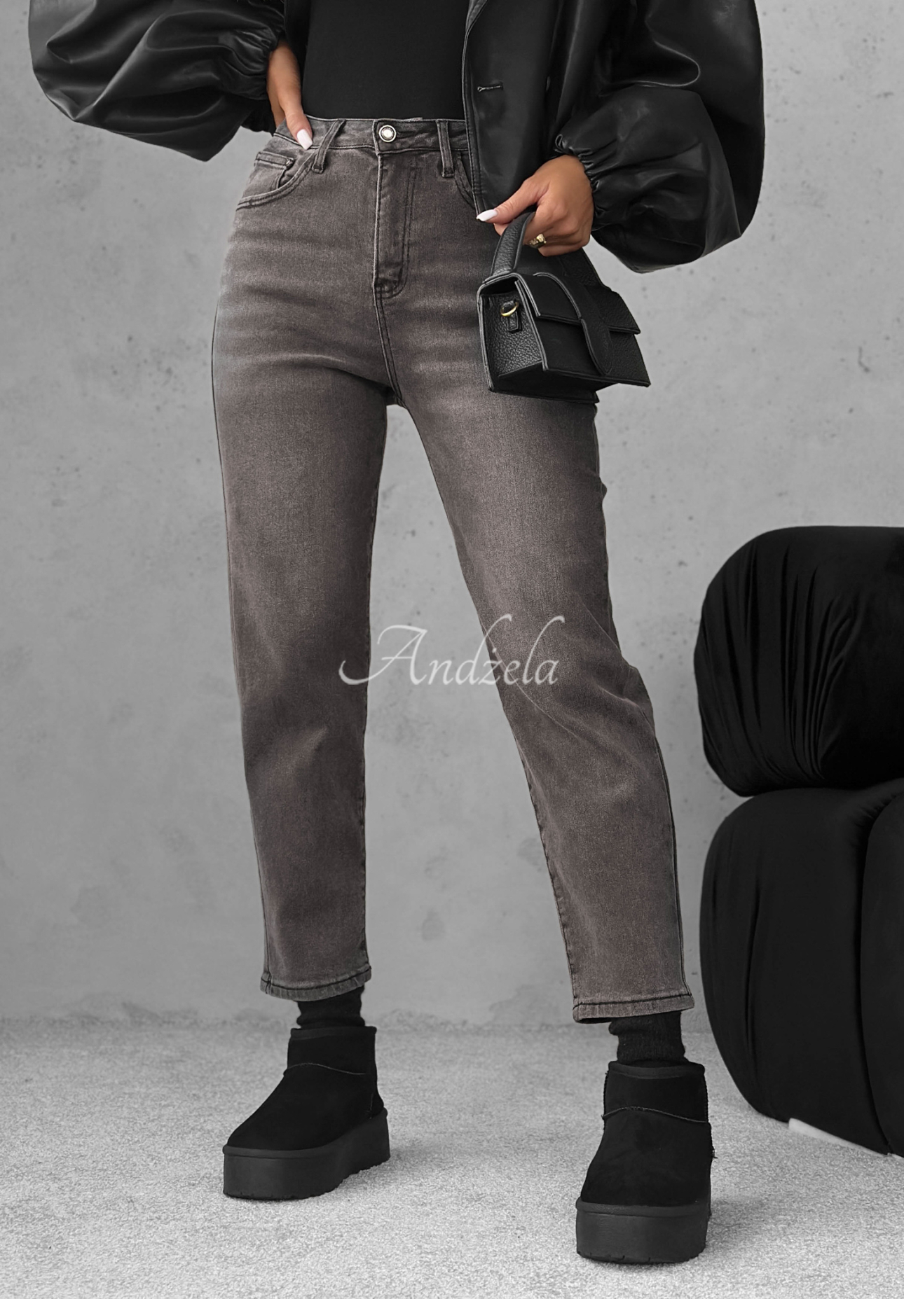 Mom-Fit Jeans Looking Back Dunkelgrau