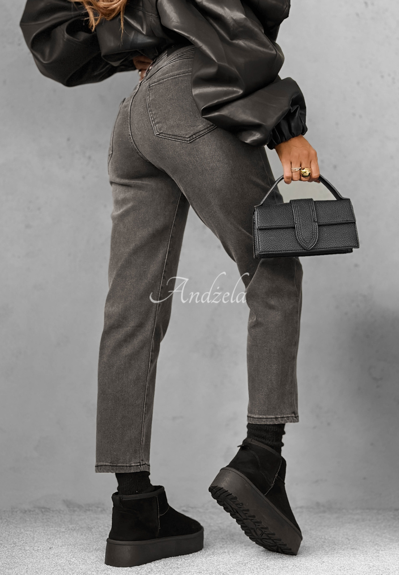 Mom-Fit Jeans Looking Back Dunkelgrau
