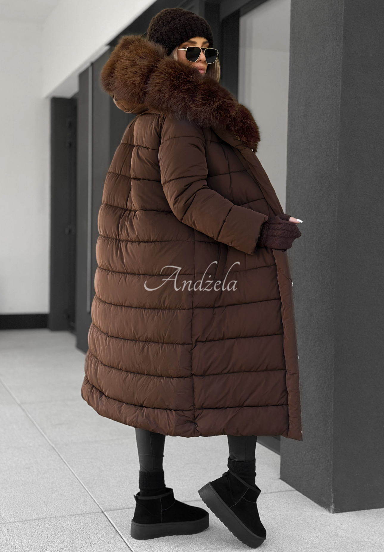 Lange Steppjacke mit Fell For Cold Weather Schokoladenbraun