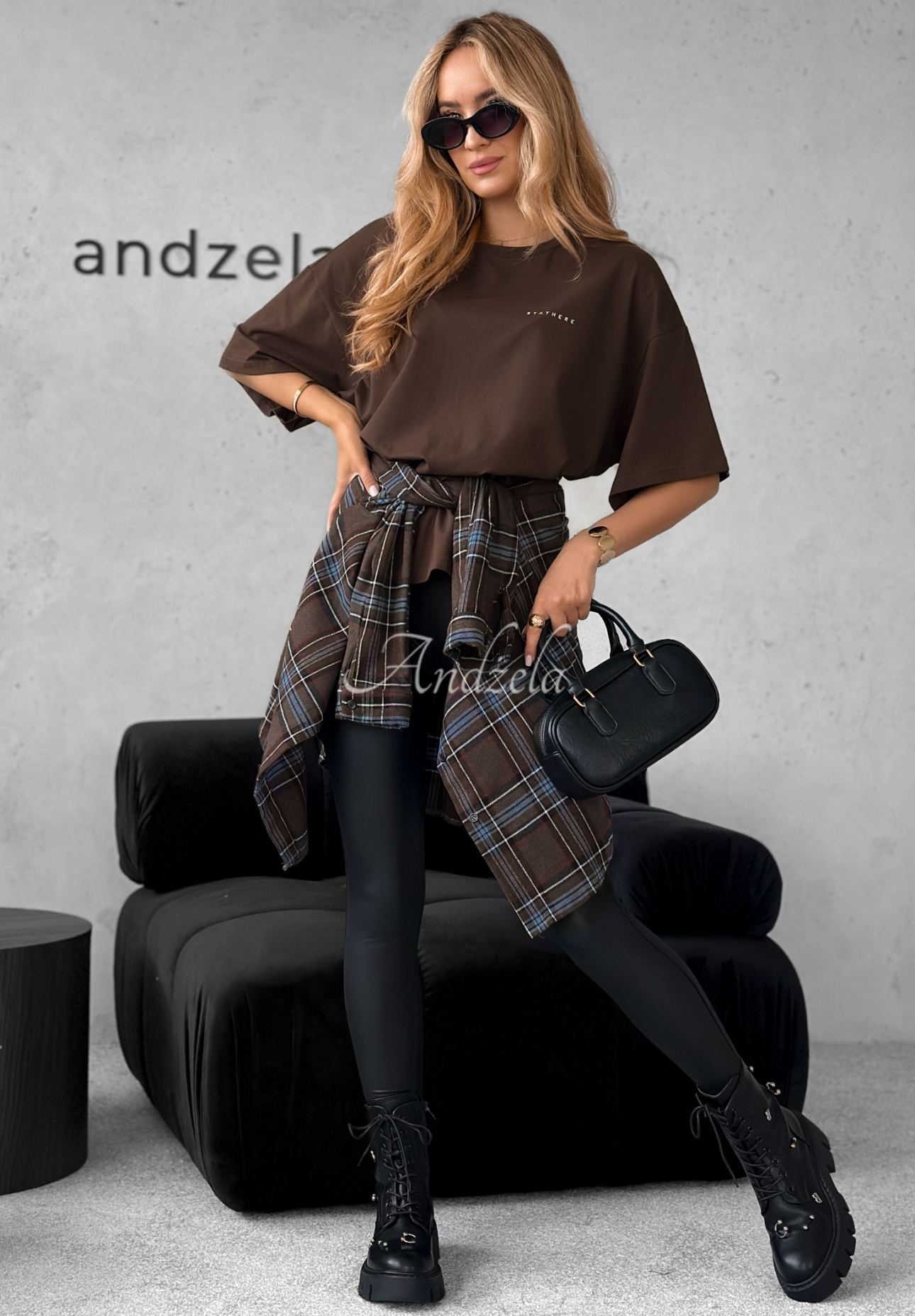 Baumwoll T-Shirt mit Aufdruck Without Saying Schokoladenbraun