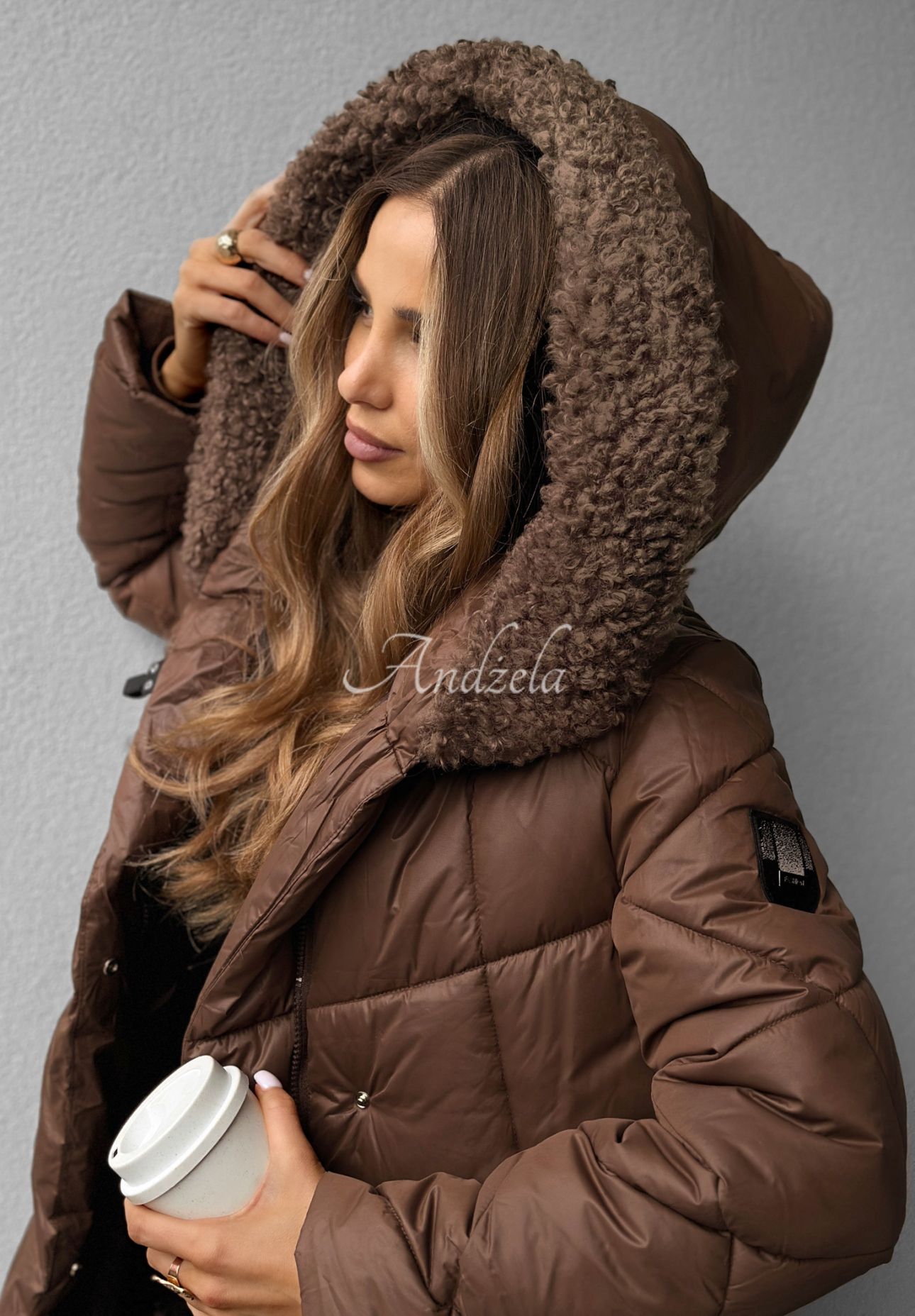 Steppjacke mit Schaffell October Leaves Schokoladenbraun