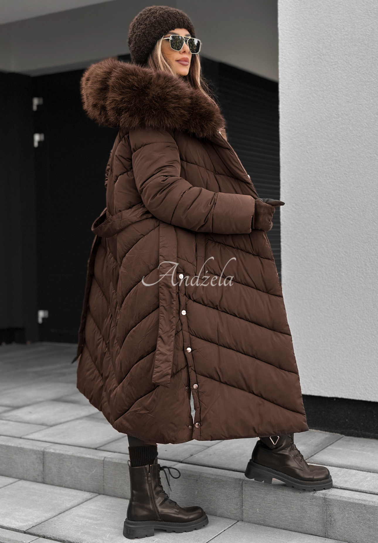 Lange Steppjacke mit Fell Wintery Affection Schokoladenbraun