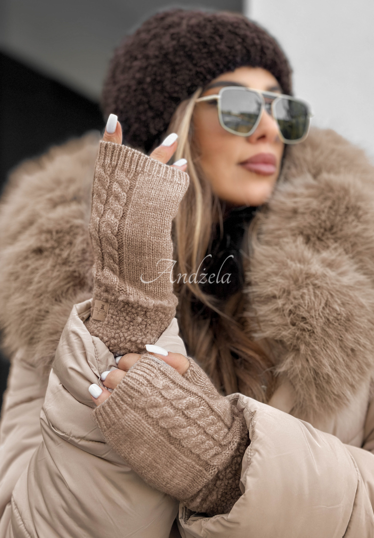 Schaffellhandschuhe Enjoying Winter Beige