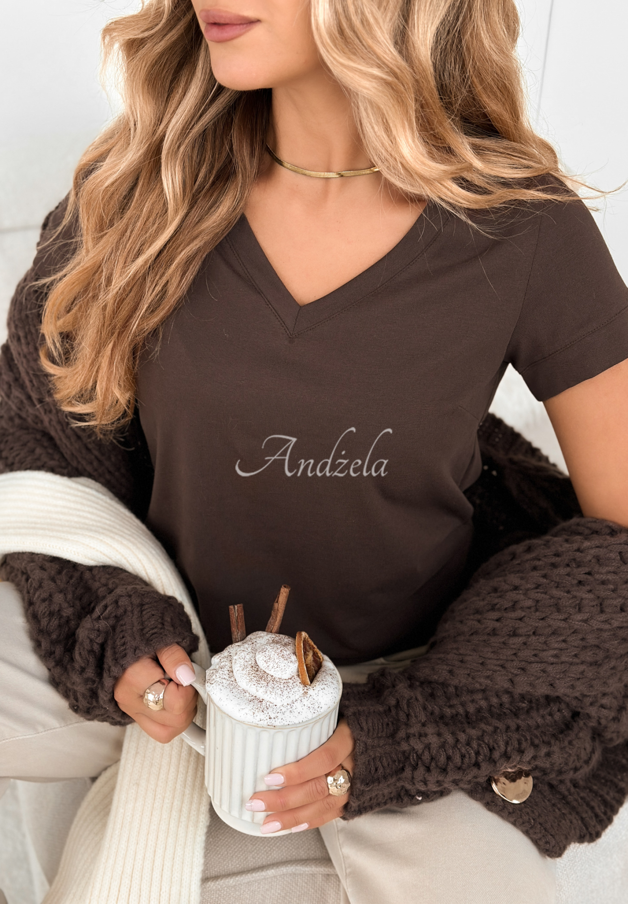 T-Shirt mit V-Ausschnitt Lauren Schokoladenbraun