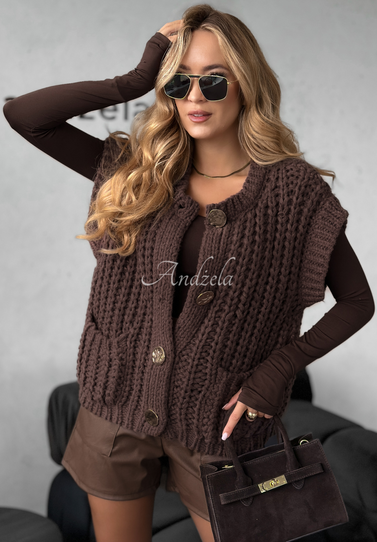 Kurze Pullunderweste mit Knöpfen Autumn Lovers Schokoladenbraun