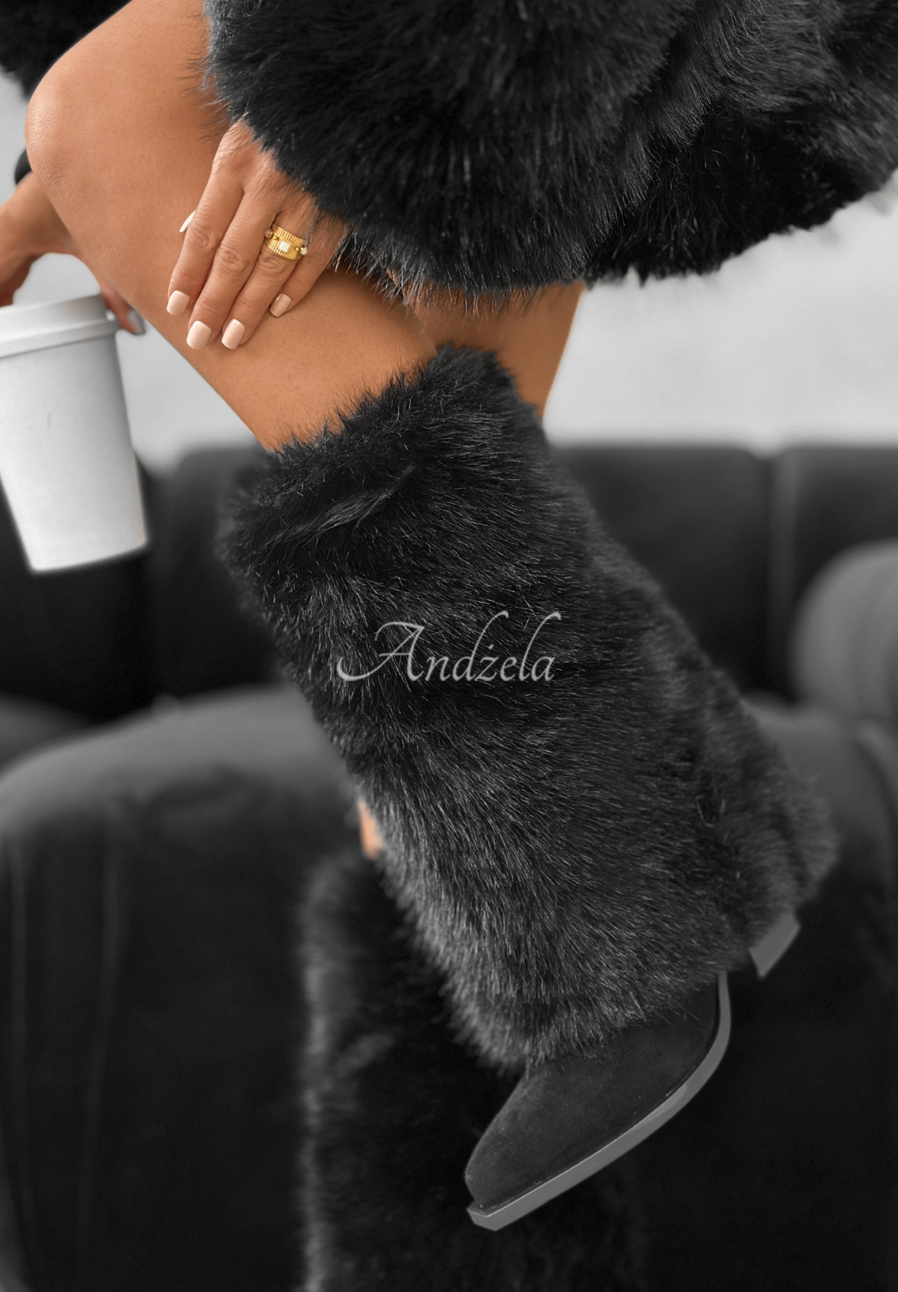 Wildlederstiefeletten mit Fell White Angels Schwarz