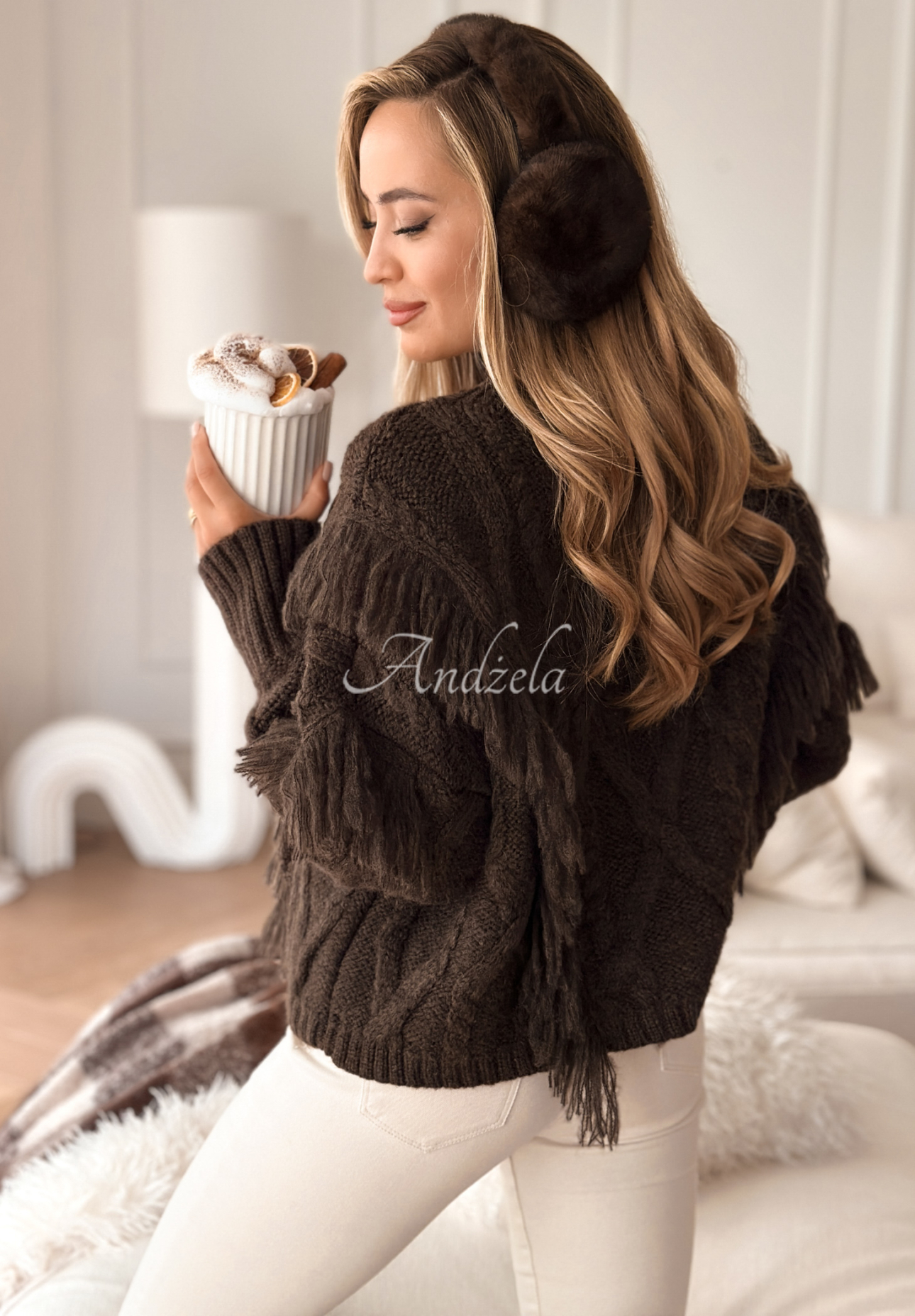 Braided sweater with fringe Whisper Touch chocolate