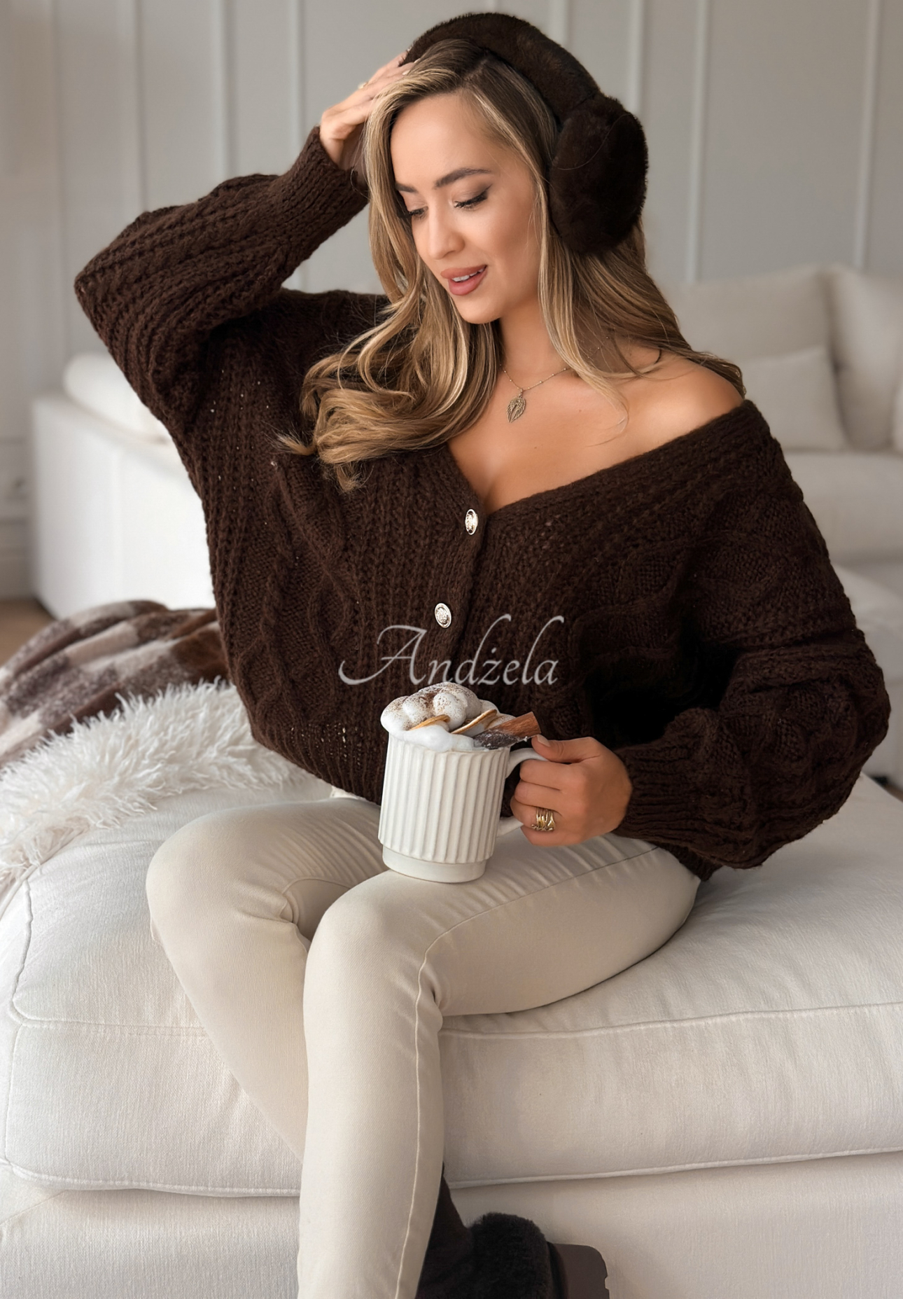 Dekorativ gewebter Cardigan Want To Be Loved Schokoladenbraun