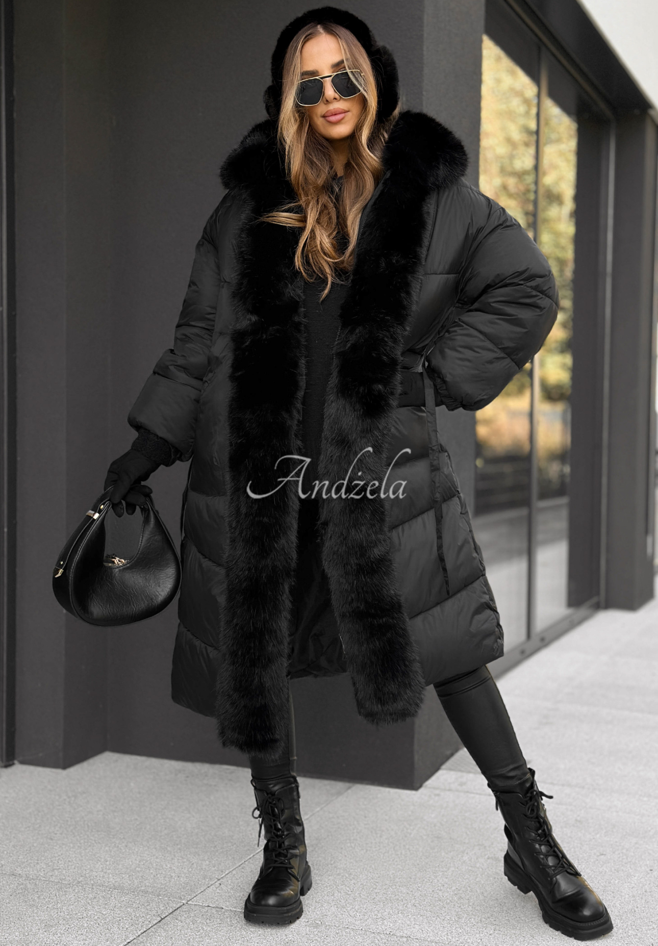 Lange Steppjacke mit Fell Mountain House Schwarz