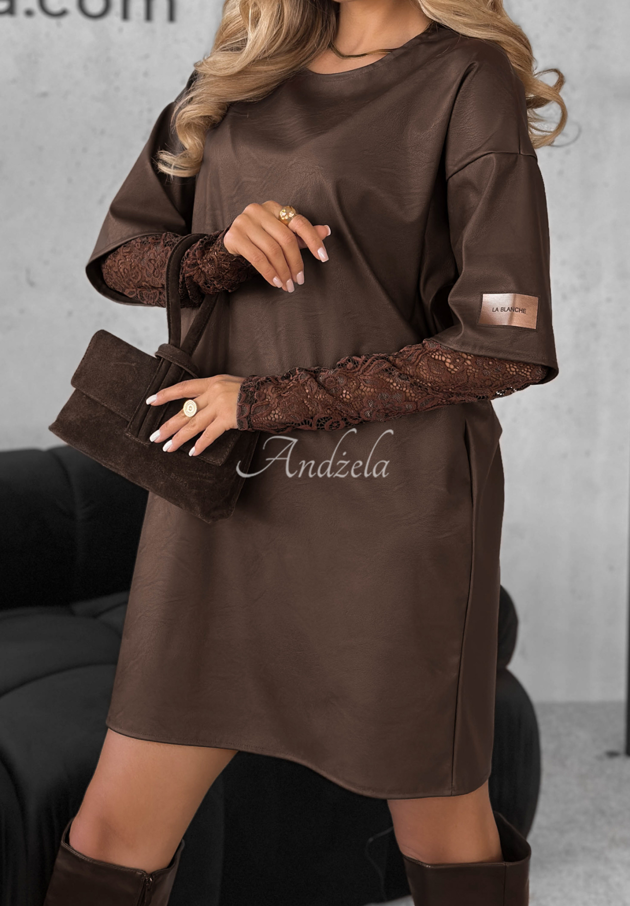 Oversize-Lederkleid mit Spitzenärmeln End Of That Schokoladenbraun