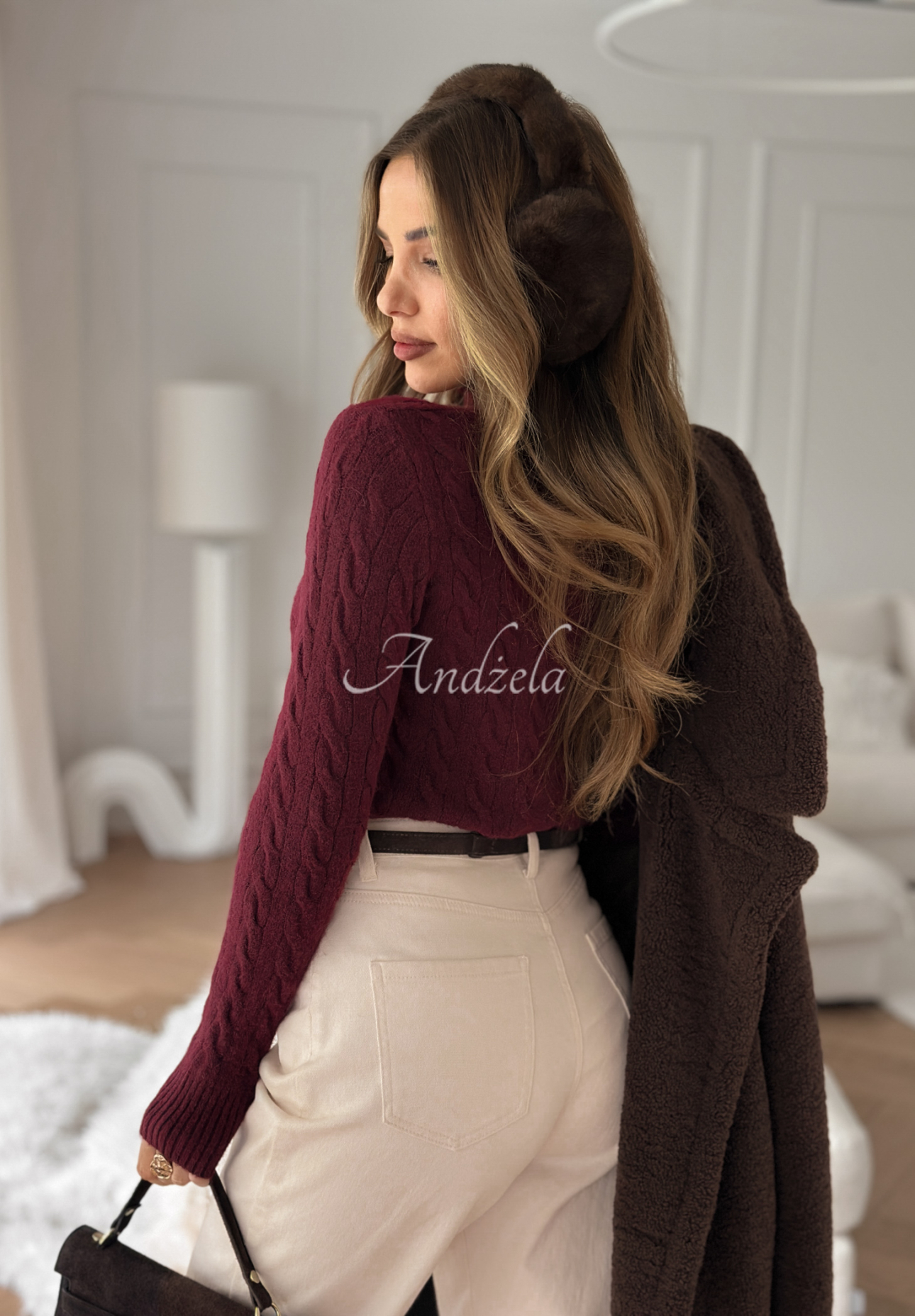 Dekorativ gestrickter Rollkragenpullover I Love Cold Burgunderrot