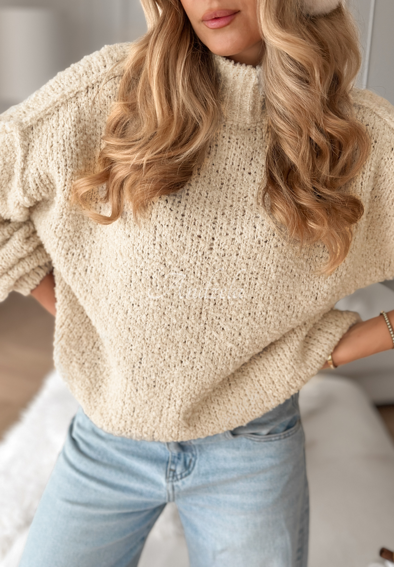 Pullover Comfy And Fluffy Beige