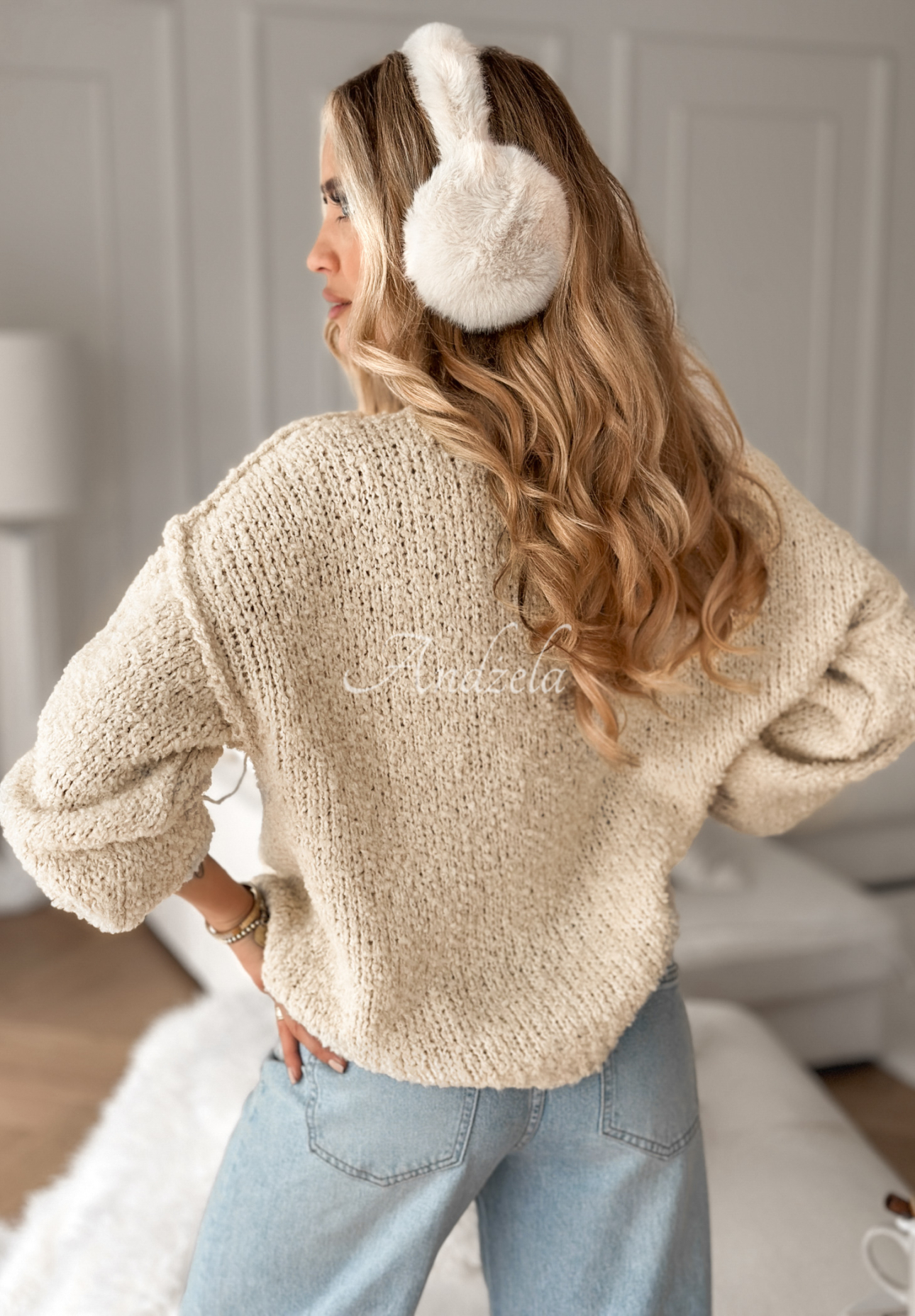 Pullover Comfy And Fluffy Beige