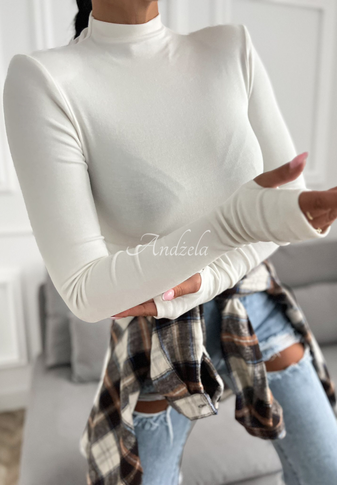 Bluse mit longsleeve und Turtleneck First Of All Ecru