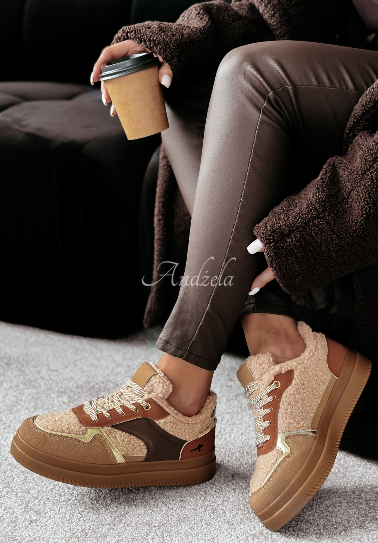 Sneaker mit Schaffellfutter Crispy Fall Camel