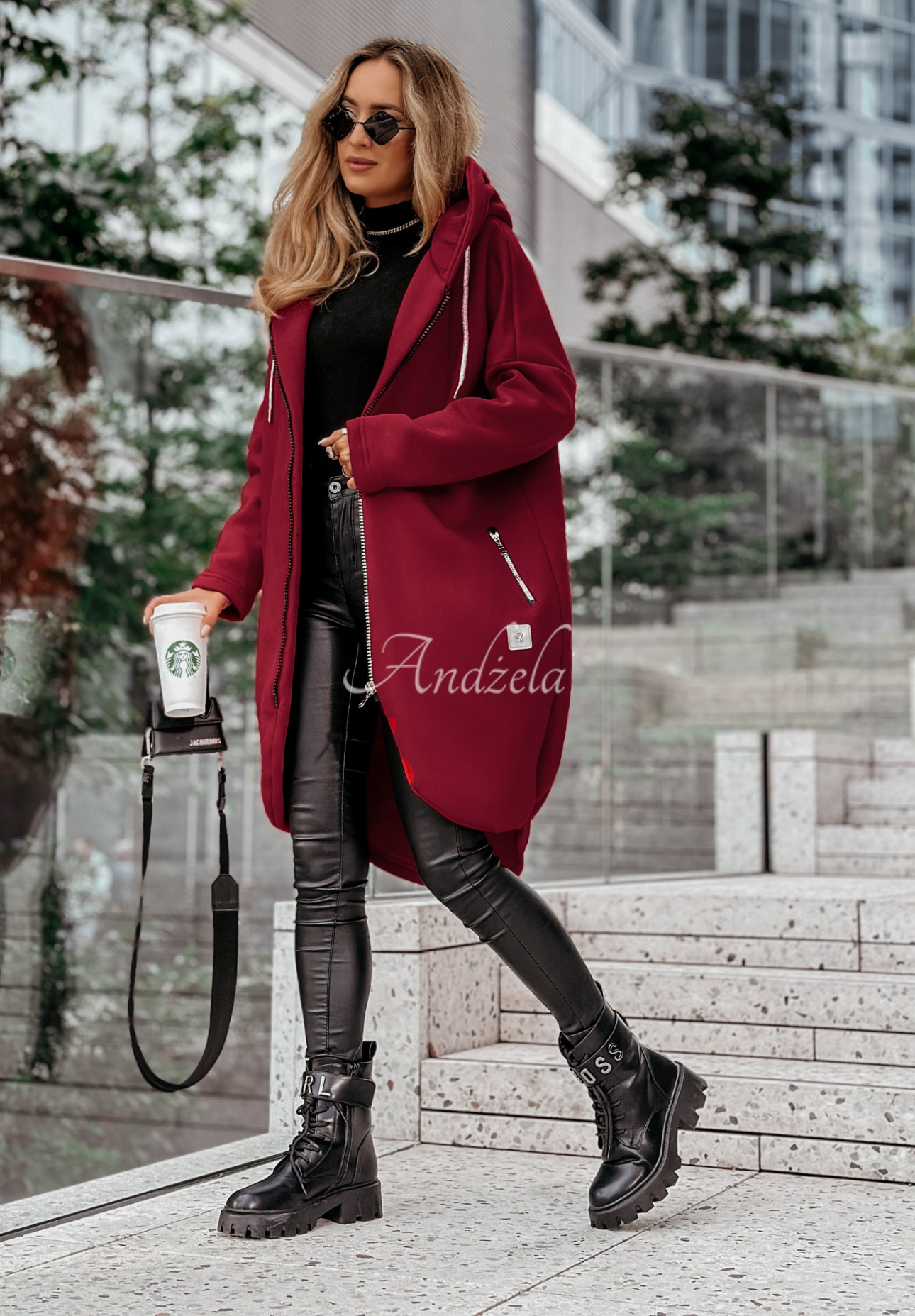 Langes Sweatshirt mit Kapuze Peaceful Mind Burgunderrot