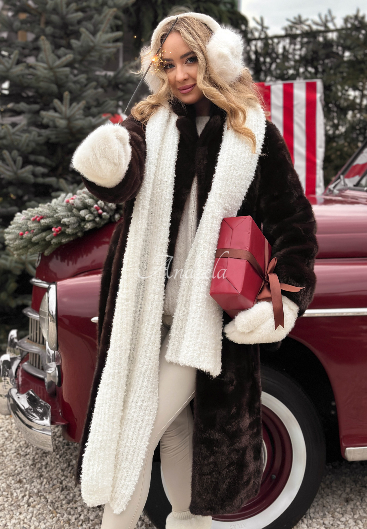 Langer Fellmantel Beside The Fire Schokoladenbraun