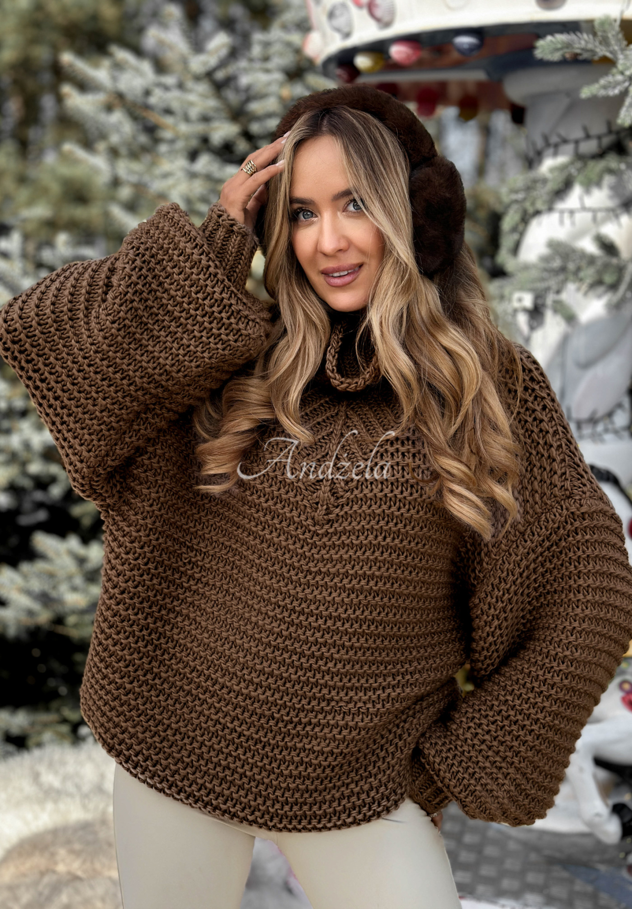 Gestrickter Wollpullover Winter Is In The Air Schokoladenbraun