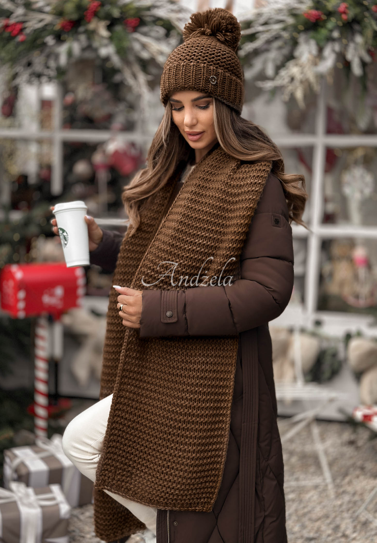 Set Mütze und Schal aus Wolle Best Winter Days Schokoladenbraun