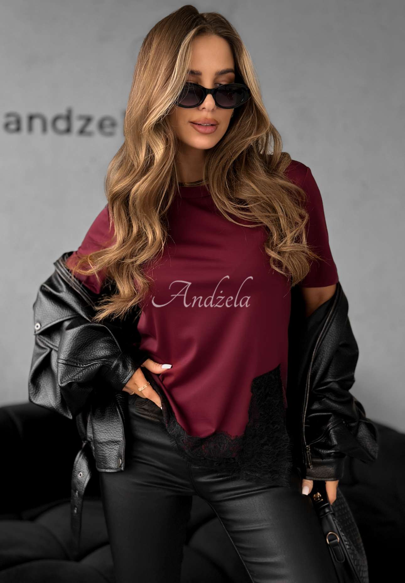 Viskose-T-Shirt mit Spitze Daily Lace Burgunderrot