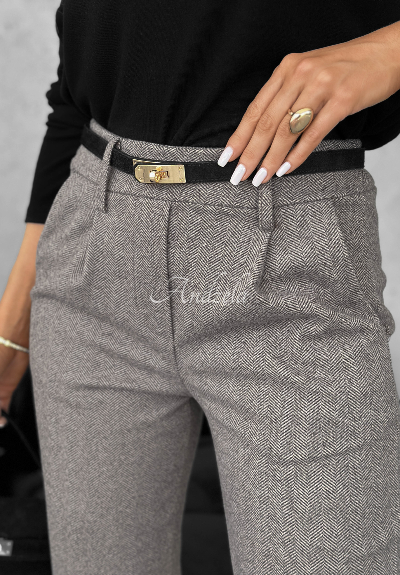 Elegante Hosen Who Cares Beige