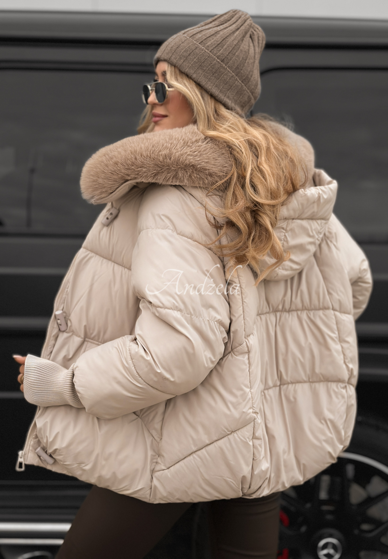 Gesteppte Jacke mit Kapuze und Fellbesatz Little Snowman Beige