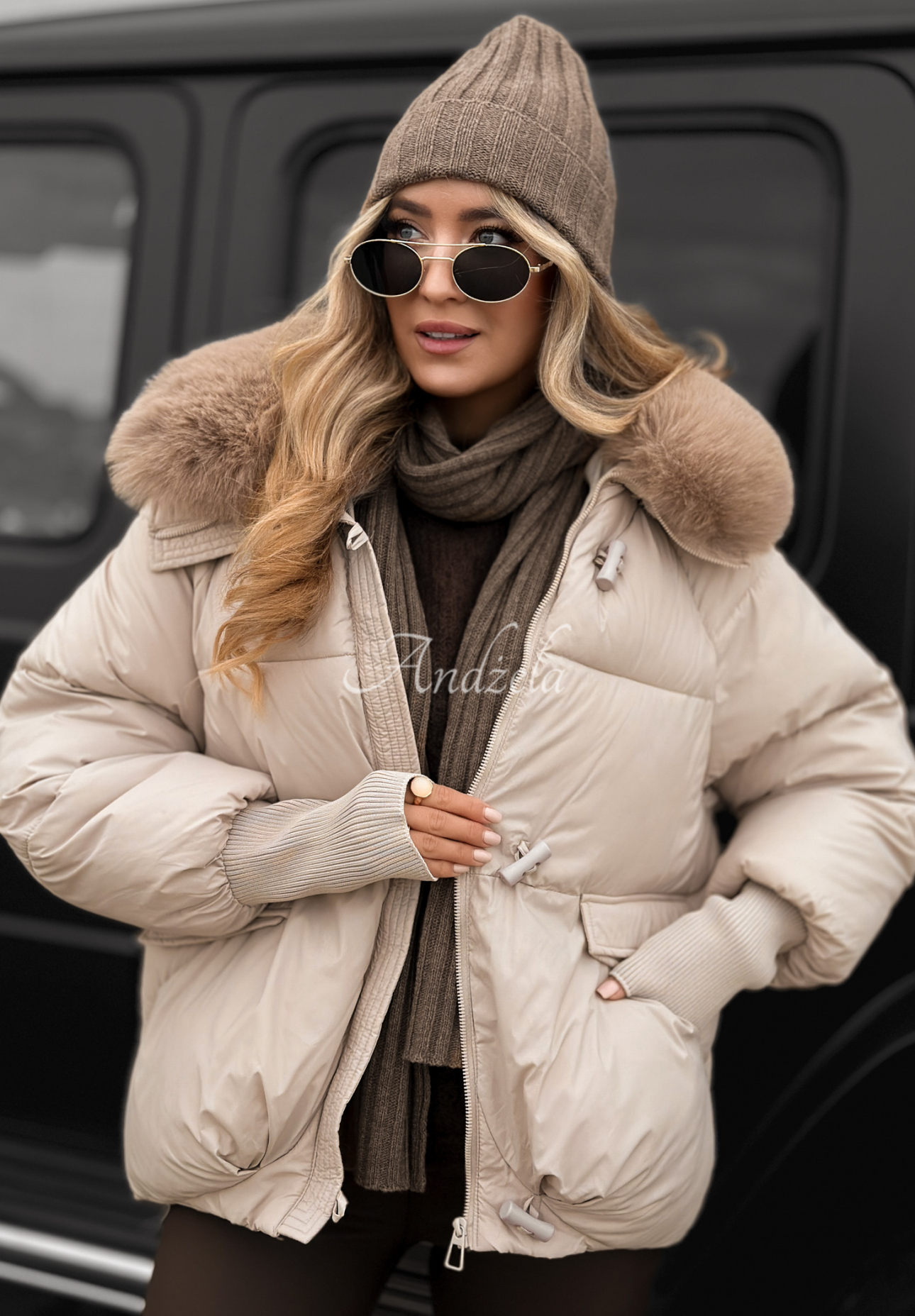 Gesteppte Jacke mit Kapuze und Fellbesatz Little Snowman Beige